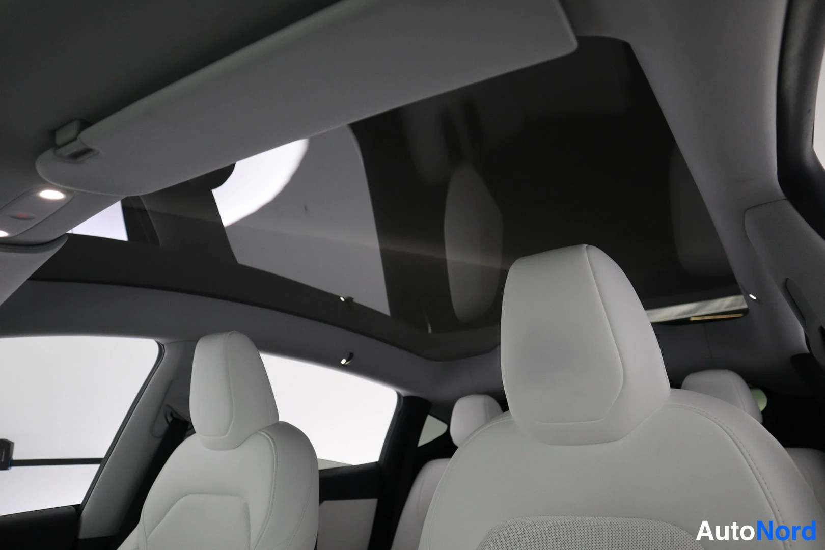 Tesla Model Y 2026, ulkokuva 18 – Lappeenranta