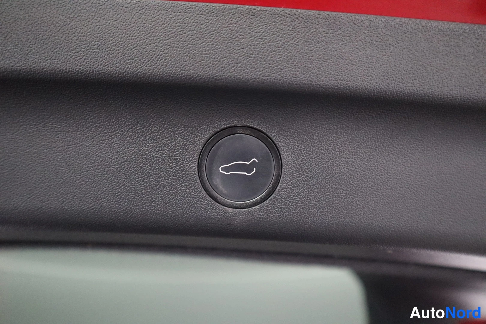Valkoinen Tesla Model Y 2022, ulkokuva 17 – Lappeenranta