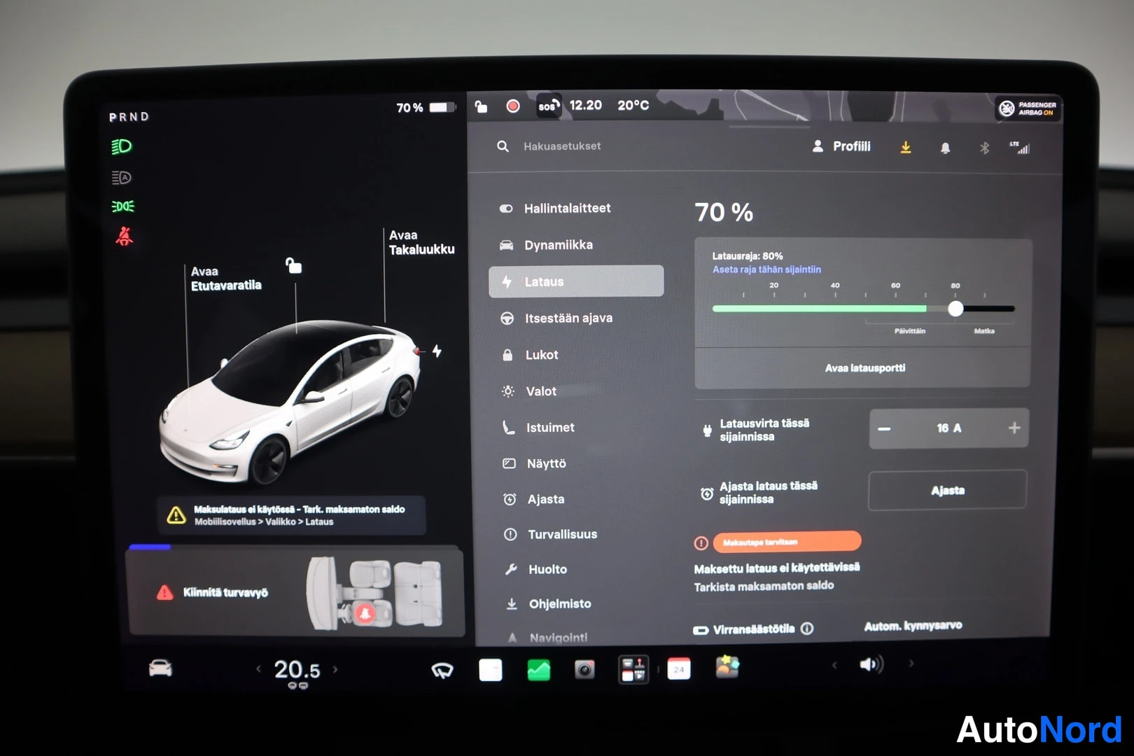 Valkoinen Tesla Model 3 2021, kuva 35