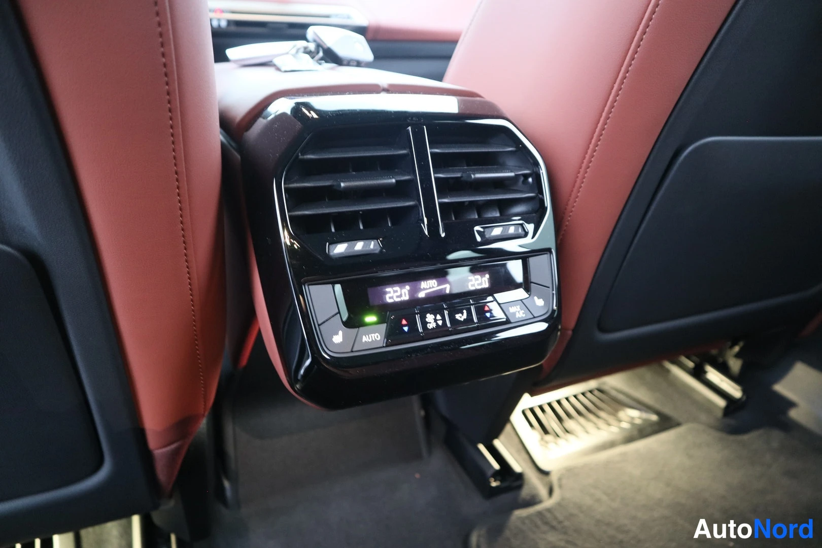 Harmaa BMW iX 2023, ulkokuva 12 – Lappeenranta