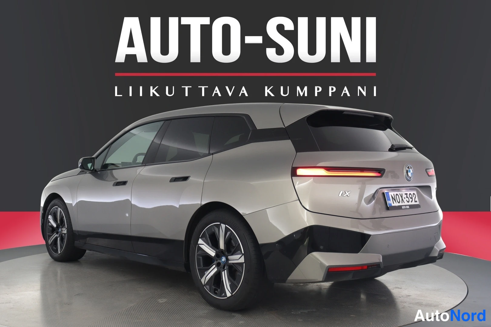 Harmaa BMW iX 2023, ulkokuva 4 – Lappeenranta