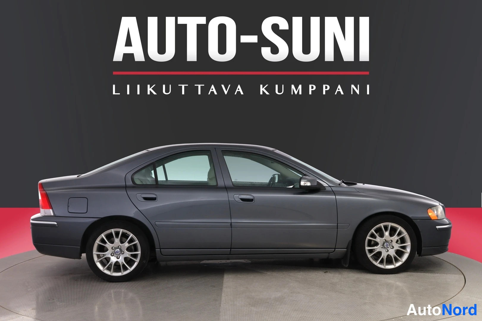 Beige Volvo S60 2008, sivulta, kuva 4