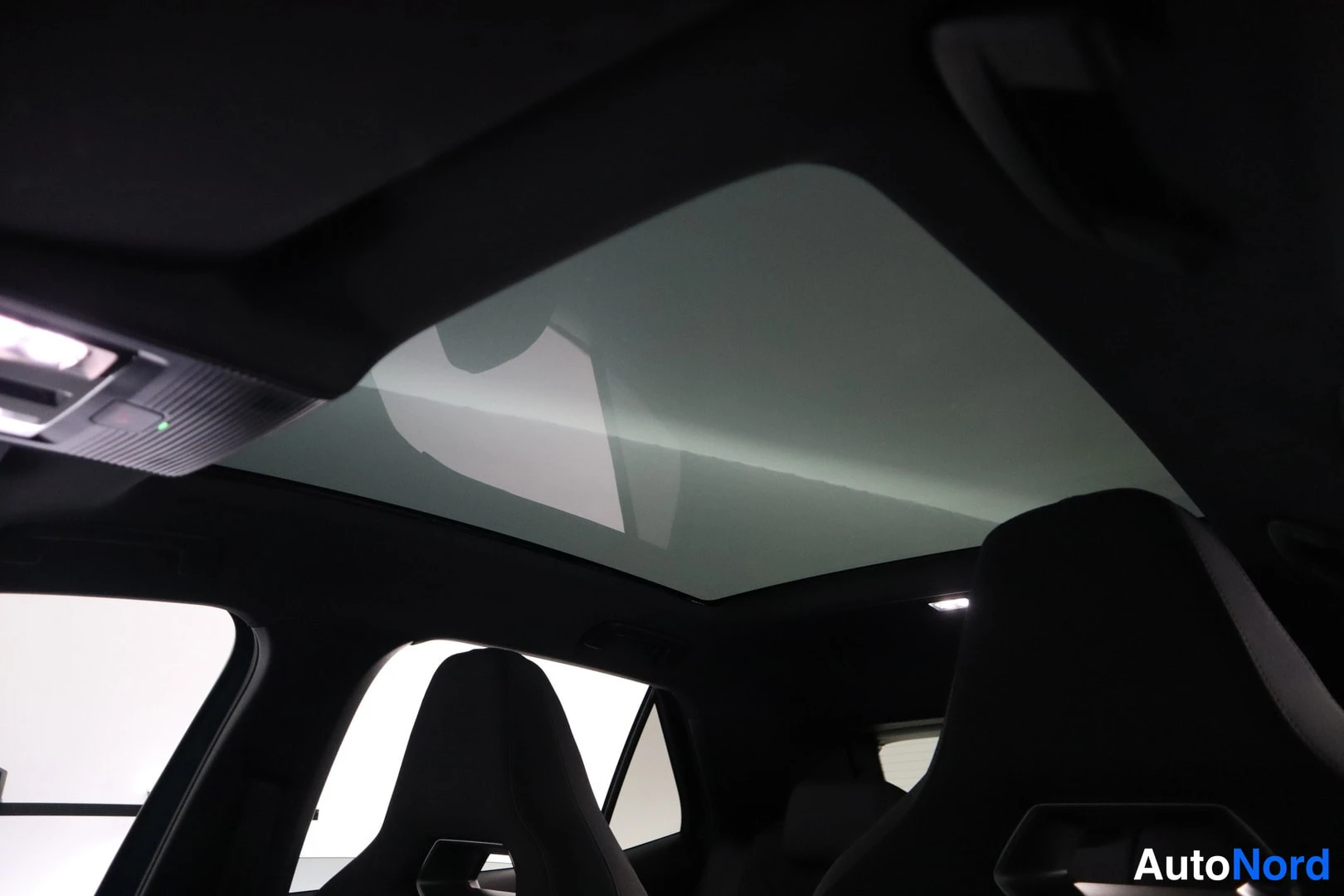 Sininen Cupra Born 2022, yksityiskohta, kuva 12