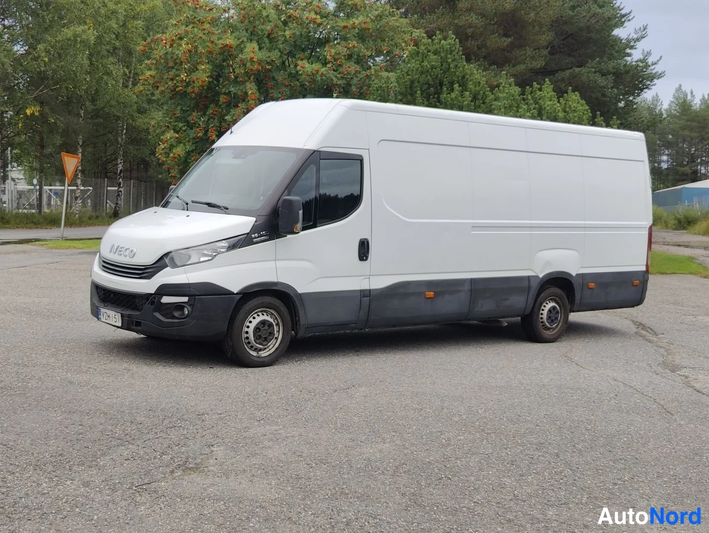 Iveco Daily 35S16 Pitkä - Korkea 2018