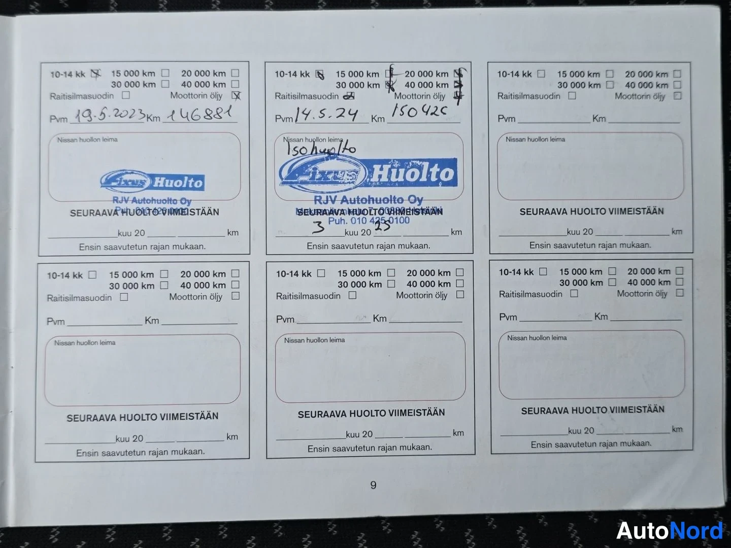 Asiakirja: Nissanin huoltokirjan sivu, jossa on kahden huollon tiedot: Pvm 19.5.2023 Km 146881 (Mootorin öljy) ja Pvm 14.5.24 Km 150420 (Raitisilmasuodatin). Leimat RJV Au