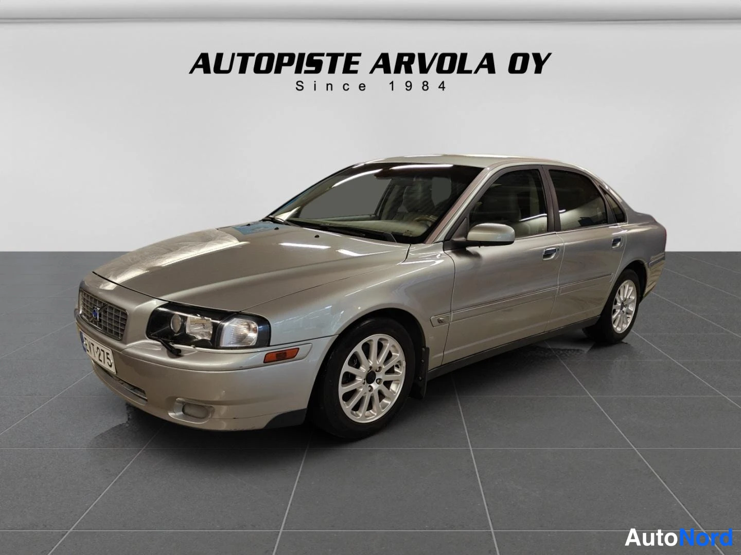 Volvo S80 2004