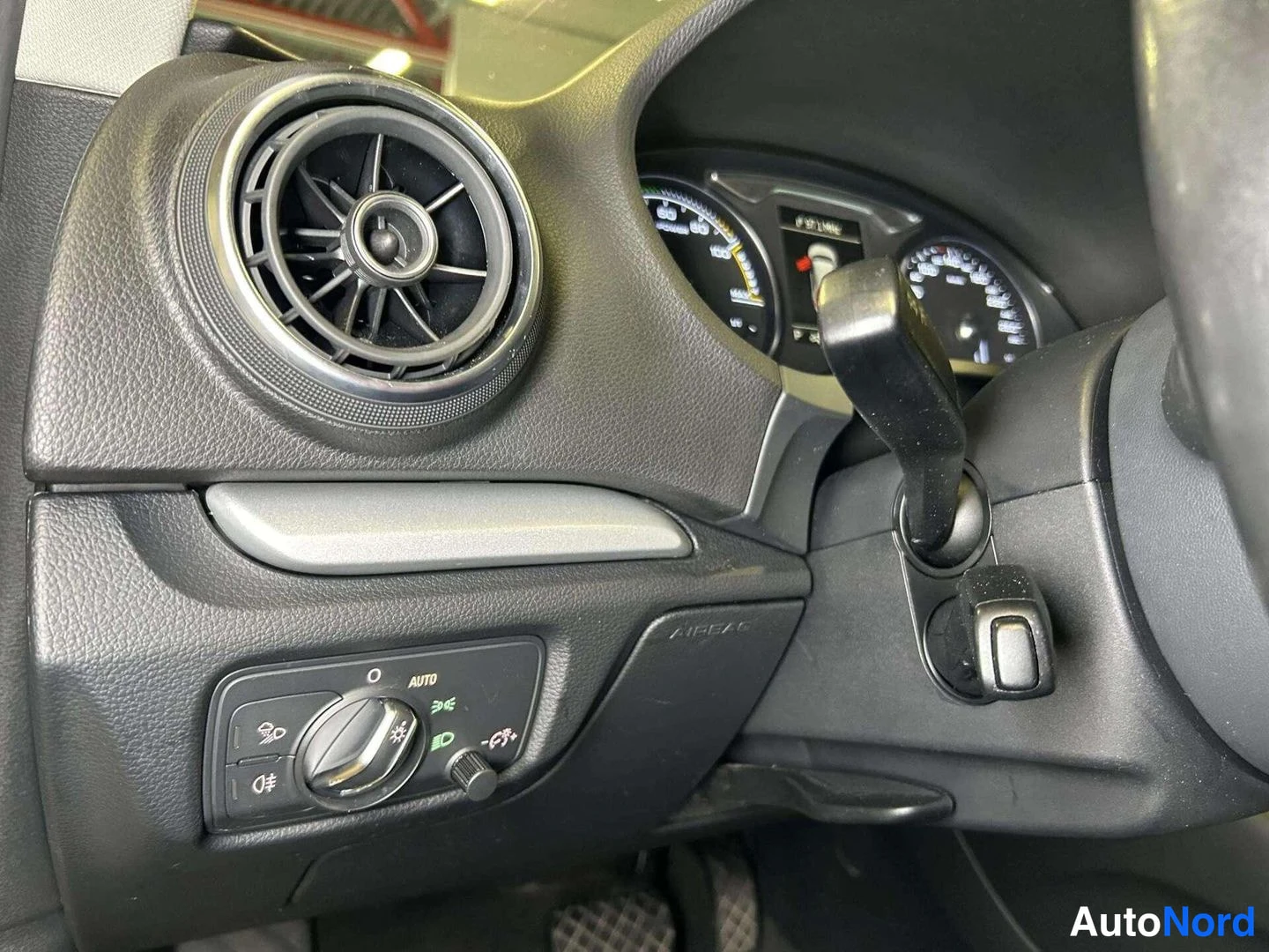 Musta Audi A3 2015, kuva 16