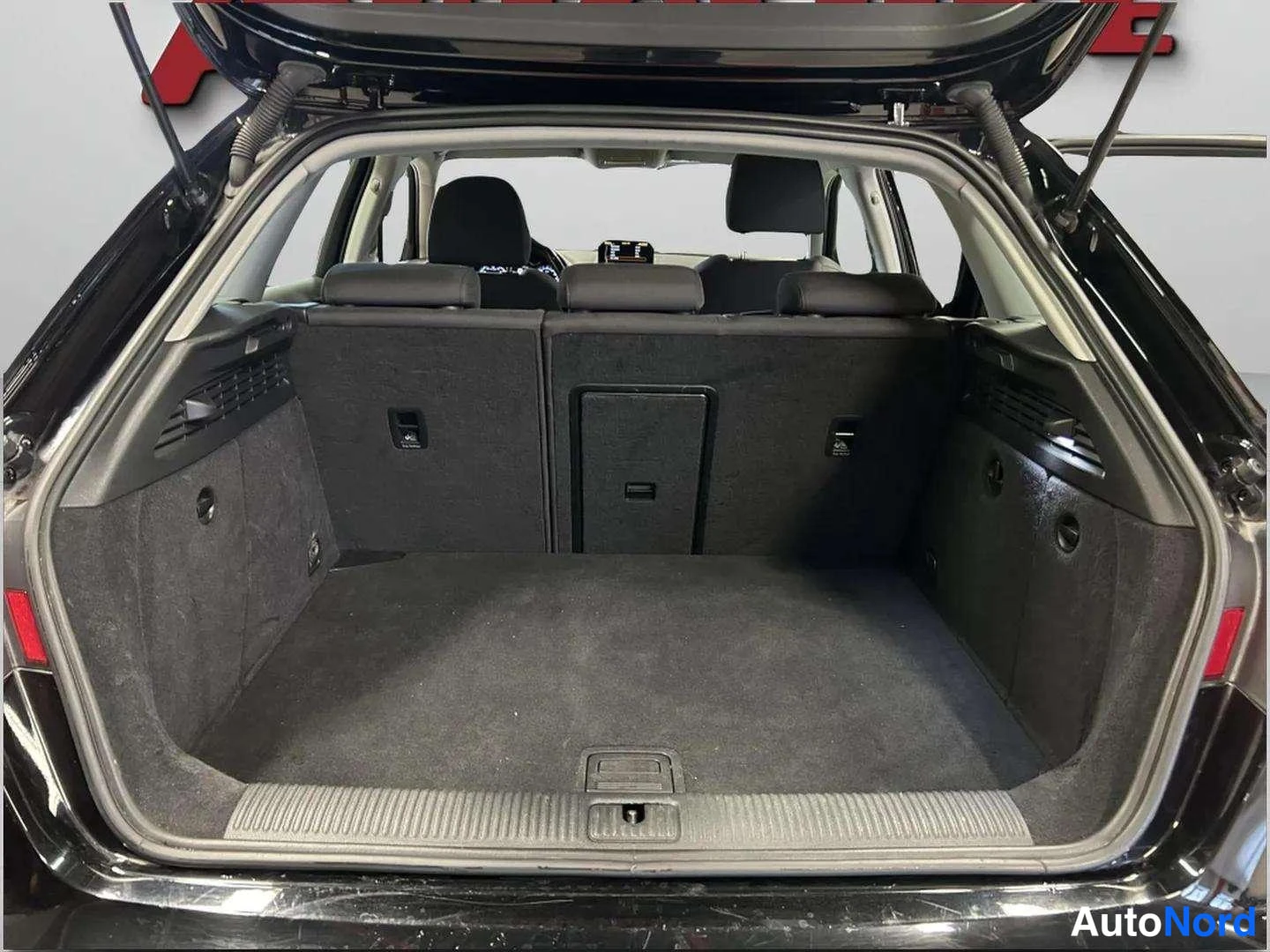 Musta Audi A3 2015, kuva 23