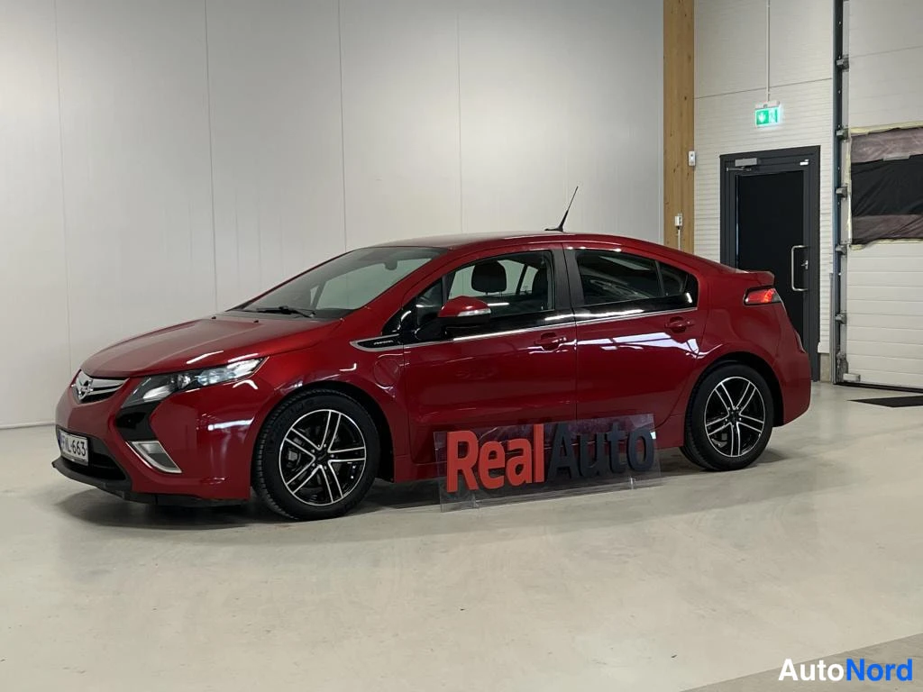 Opel Ampera 2012