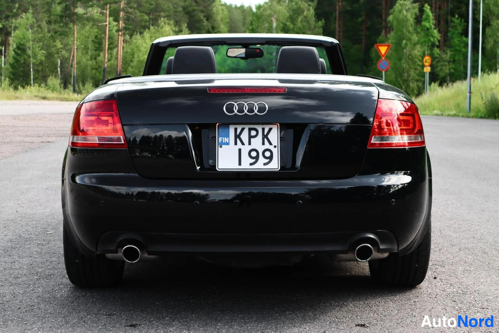 Musta Audi A4 2008, takaa, kuva 7
