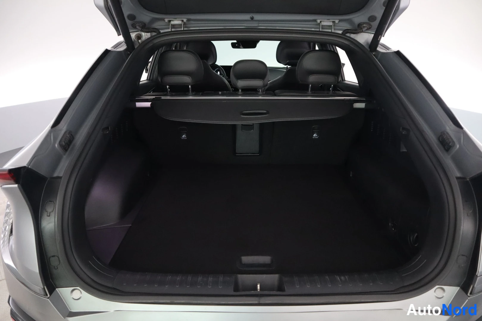 Hopea Kia EV6 2022, takaa, kuva 7