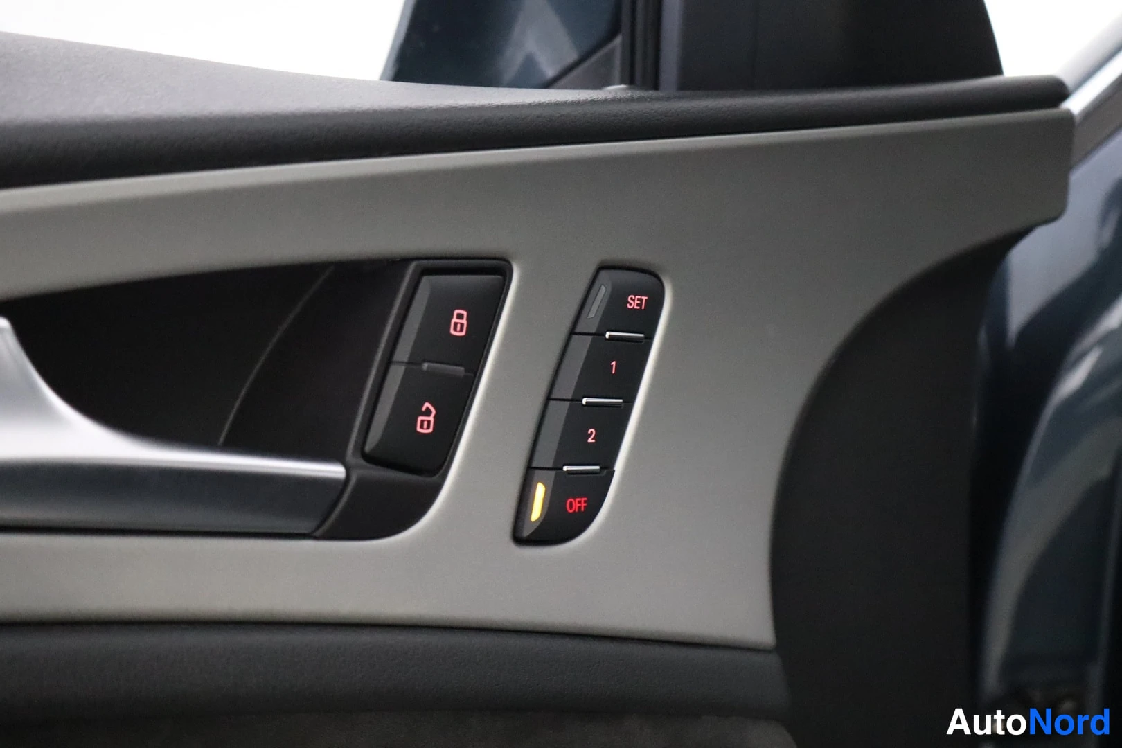 Harmaa Audi A6 2012, yksityiskohta, kuva 19