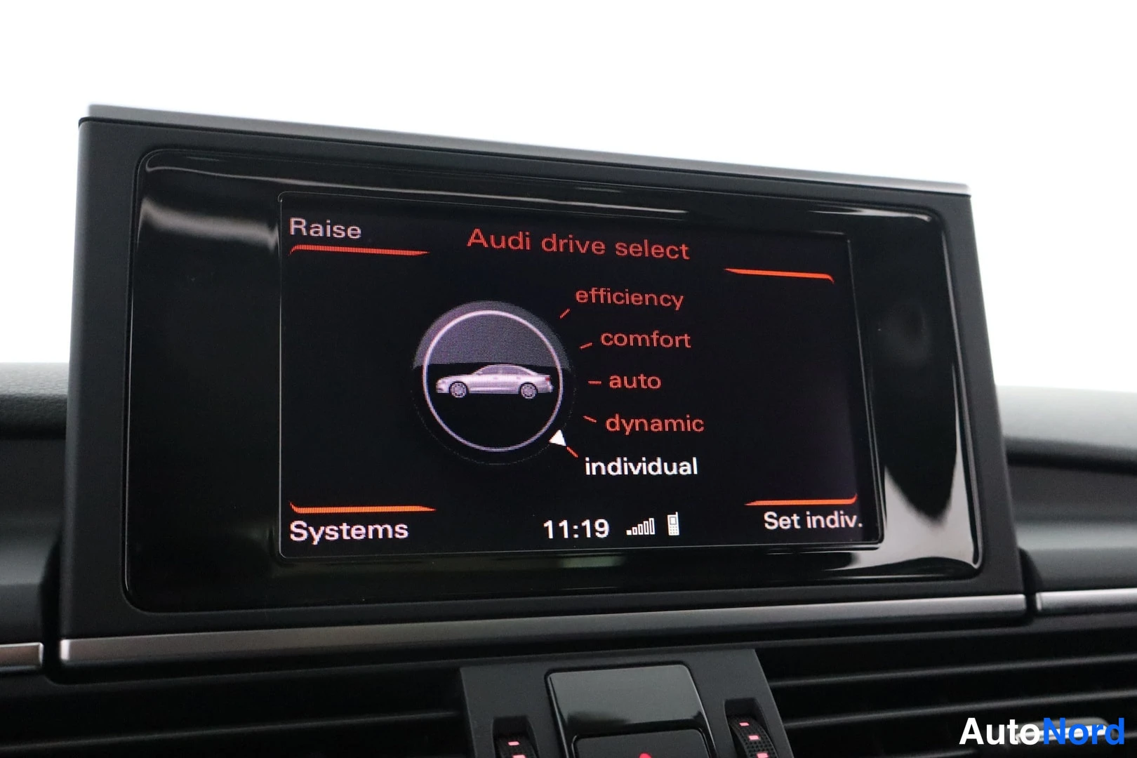 Harmaa Audi A6 2012, yksityiskohta, kuva 24