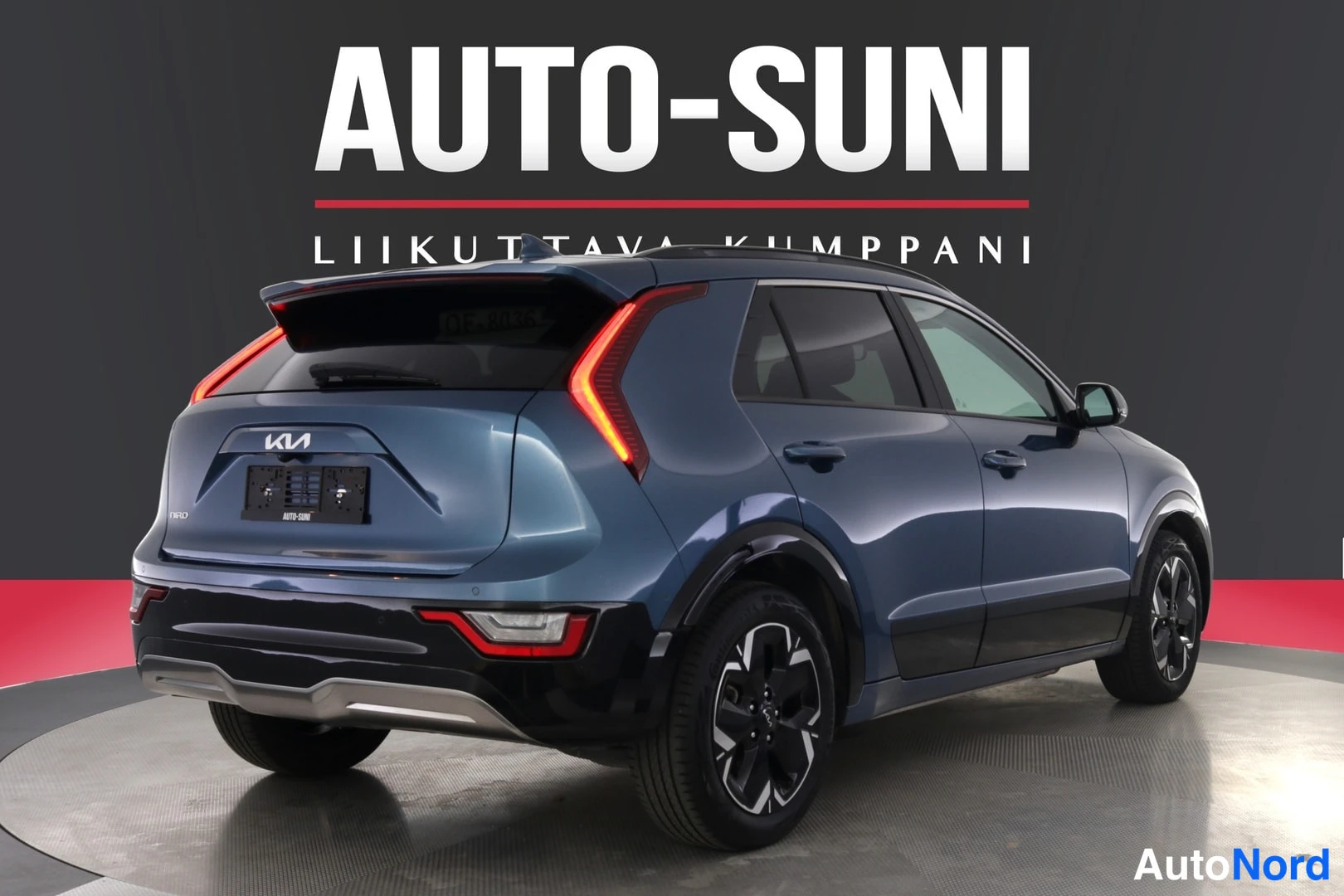 Sininen Kia Niro 2024, takaviisto, kuva 6