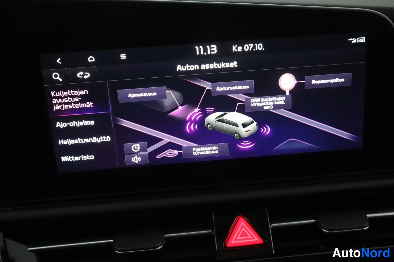 Sininen Kia Niro 2024, kuva 12
