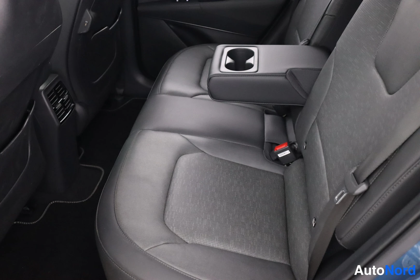 Sininen Kia Niro 2024, kuva 23