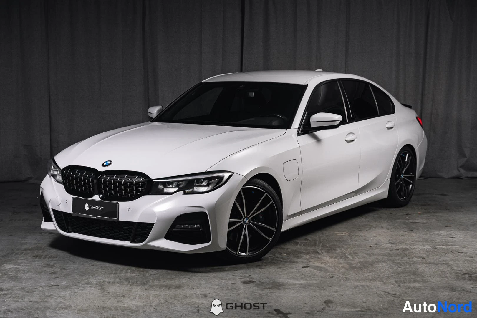 BMW 330e M-Sport 420 hv 2021