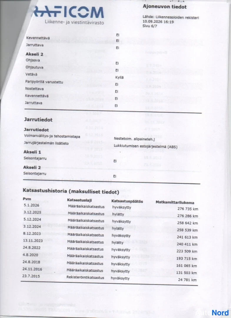 Muu: Katsastustodistuksen sivu, jossa akselitiedot, jarrutiedot ja katsastushistoria ajoneuvon tiedot -otsikon alla.