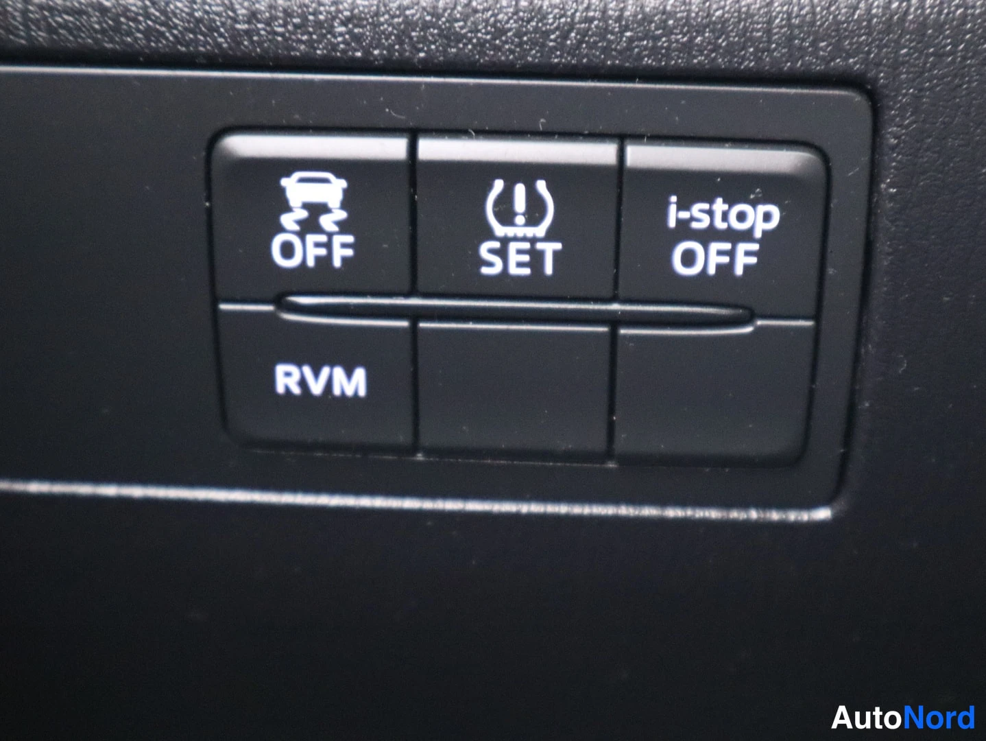 Hopea Mazda Mazda3 2015, yksityiskohta, kuva 20