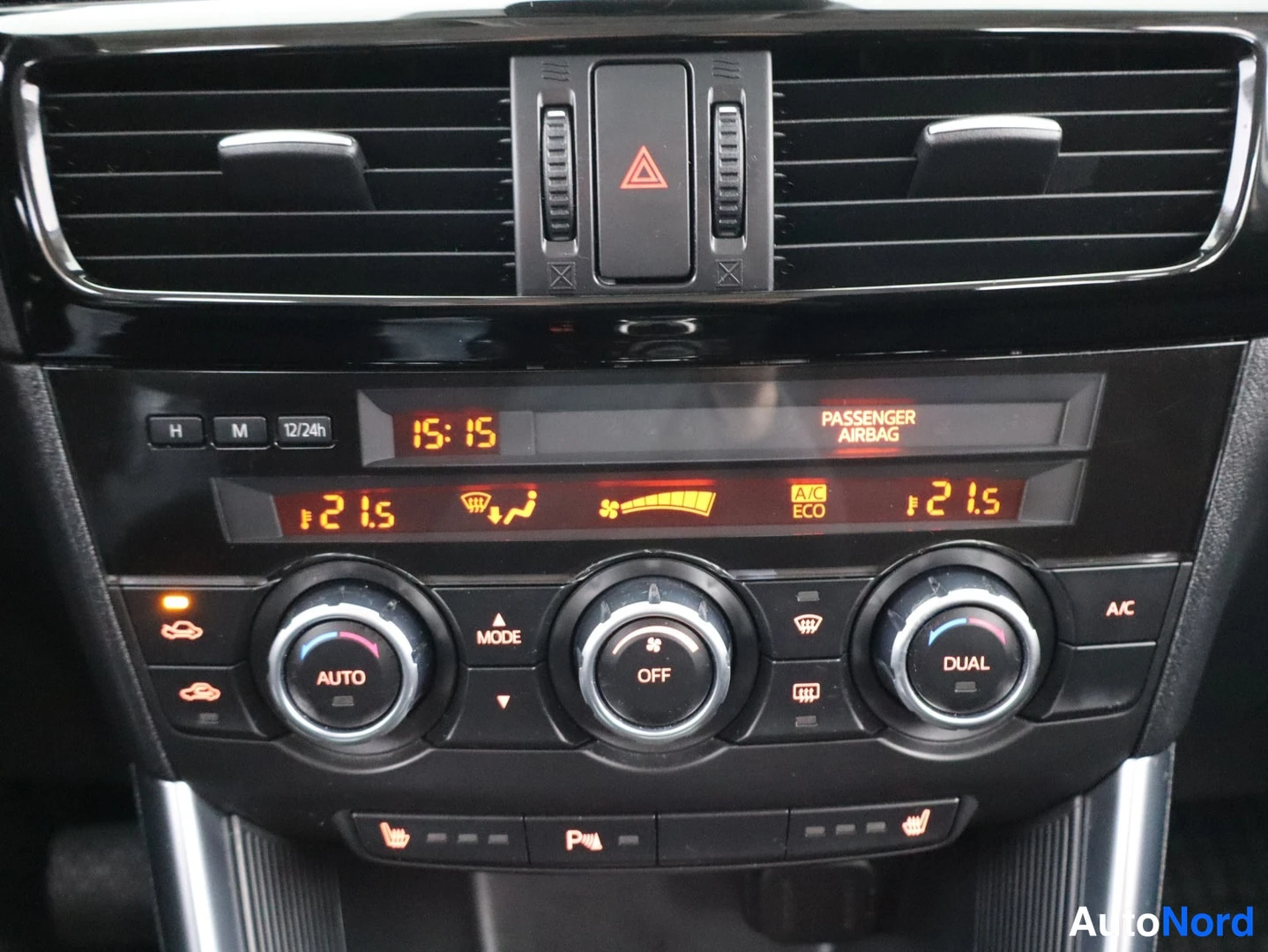 Valkoinen Mazda CX-5 2014, yksityiskohta, kuva 23