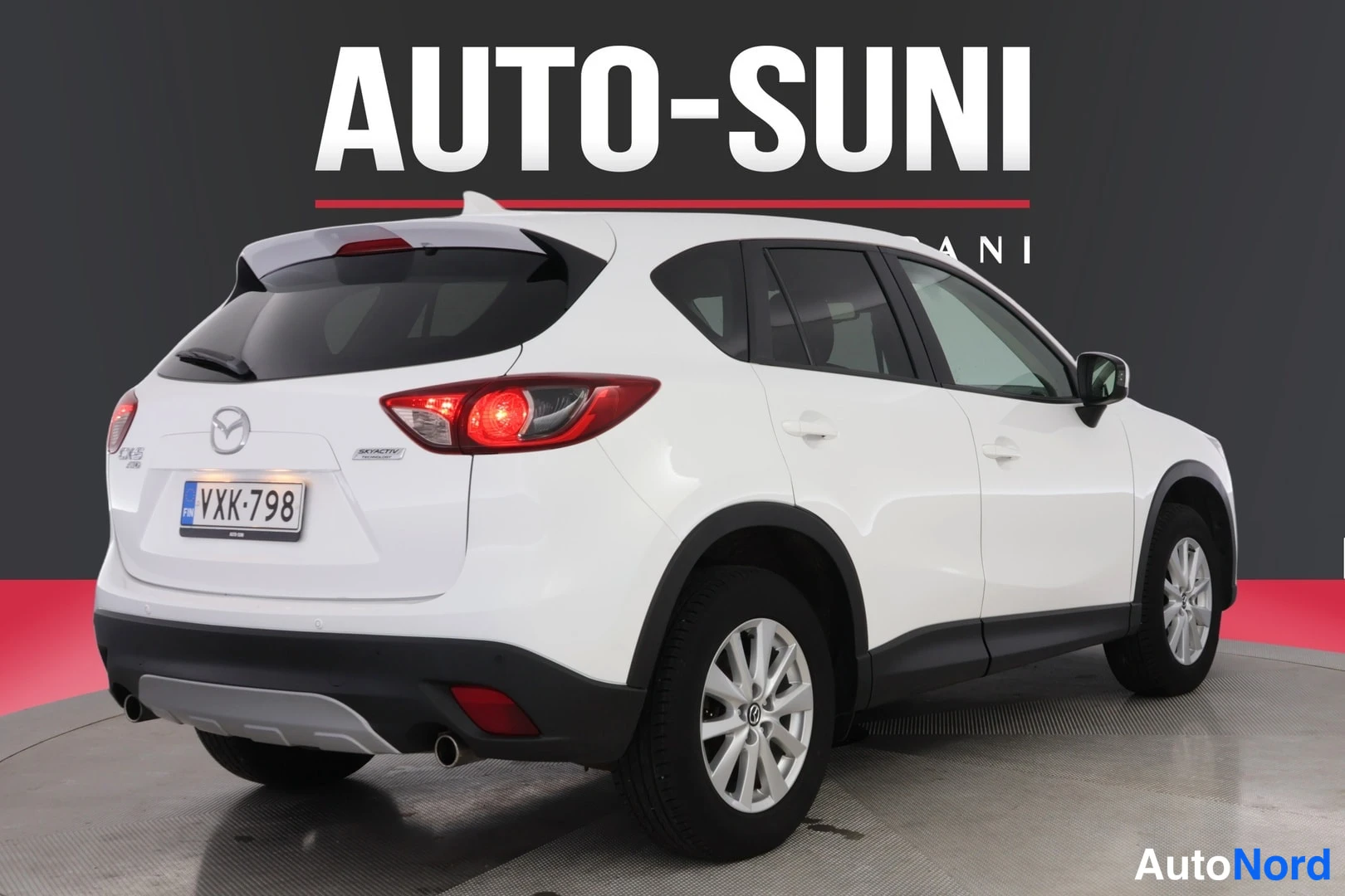 Valkoinen Mazda CX-5 2014, takaviisto, kuva 5