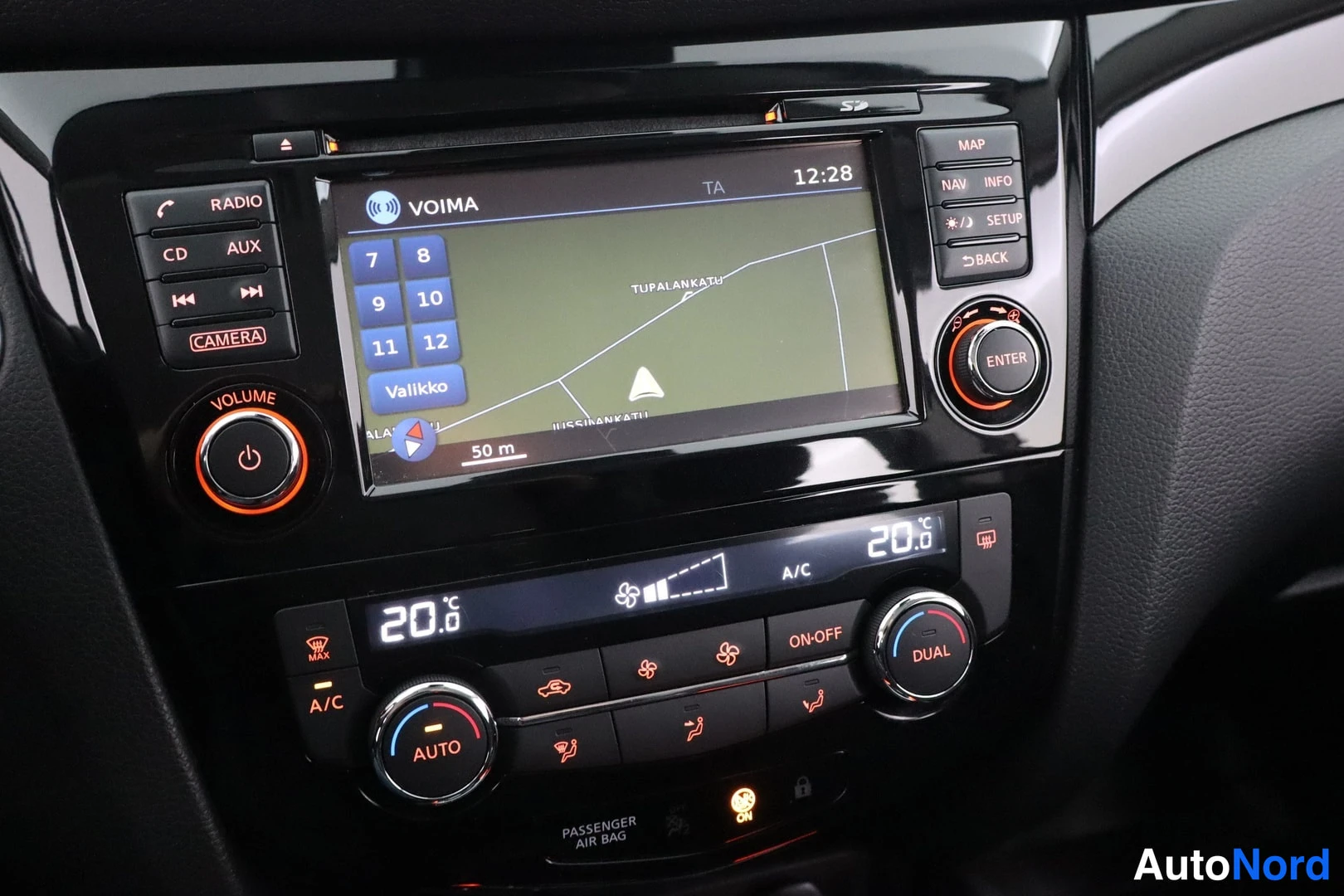 Ruskea Nissan Qashqai 2017, yksityiskohta, kuva 19