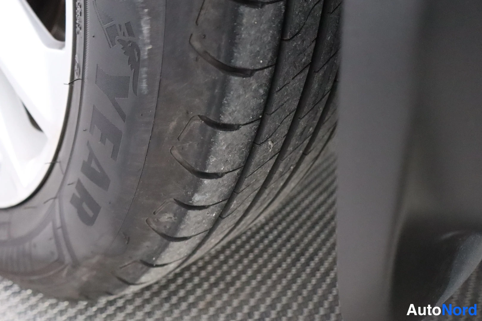 Ruskea Nissan Qashqai 2017, yksityiskohta, kuva 22