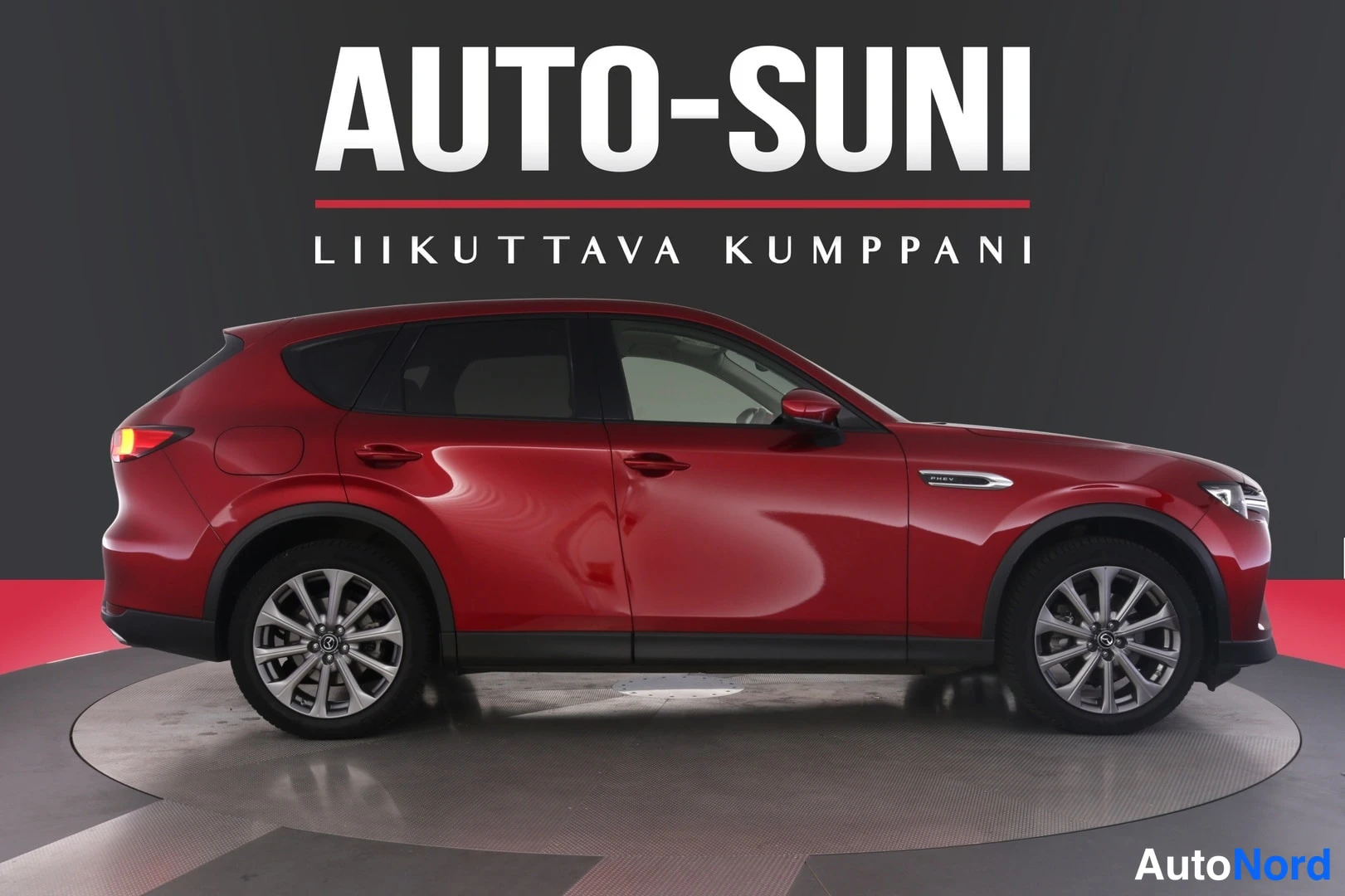 Punainen Mazda CX-60 2022, sivulta, kuva 3
