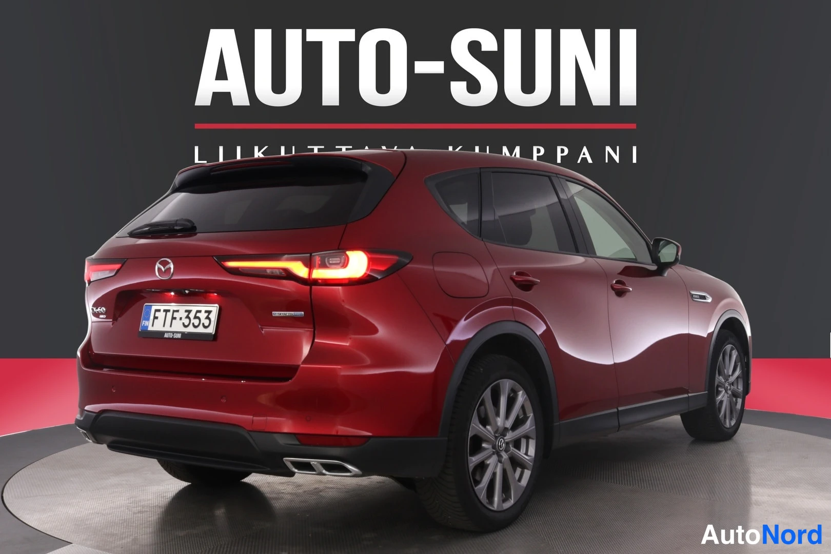 Punainen Mazda CX-60 2022, takaviisto, kuva 8