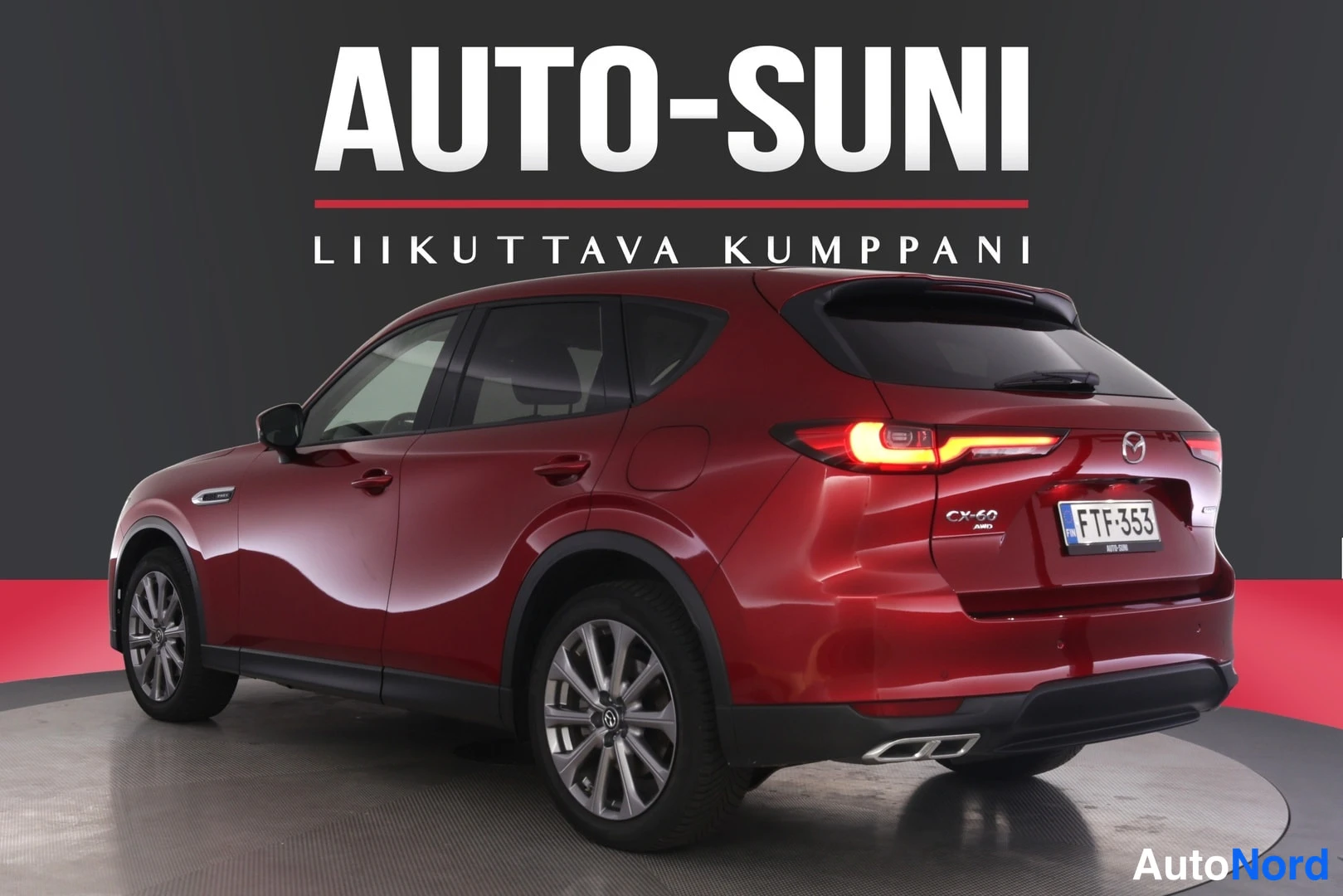 Punainen Mazda CX-60 2022, takaviisto, kuva 9