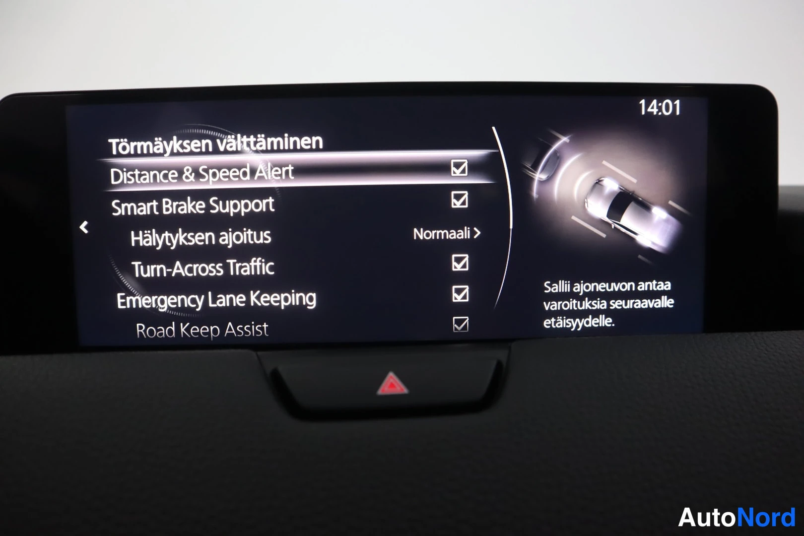 Punainen Mazda CX-60 2022, kuva 23