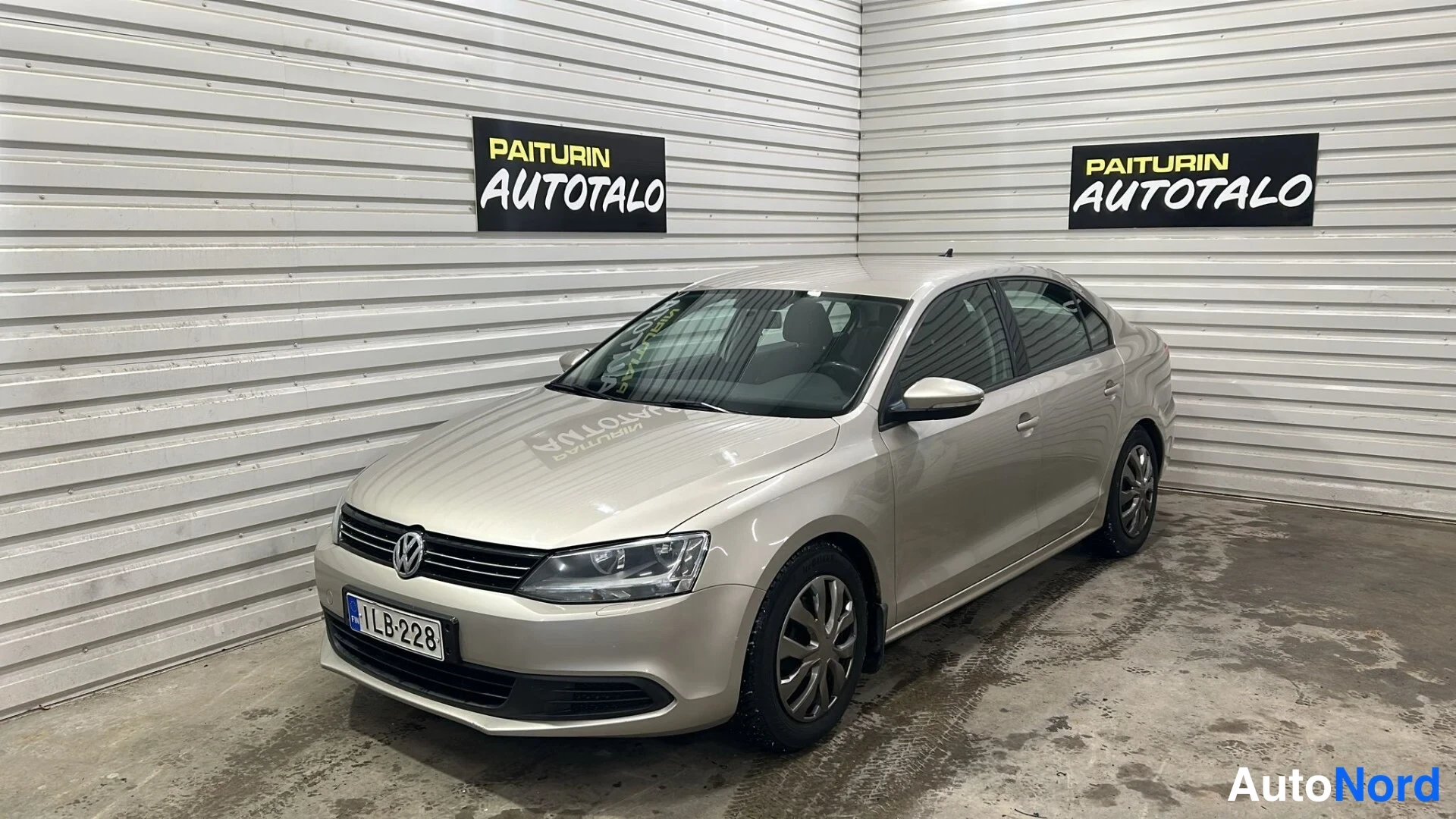 Volkswagen Jetta Comfortline 1,6 TDI 77 kW (105 hv) BlueMotion Technology, 2013