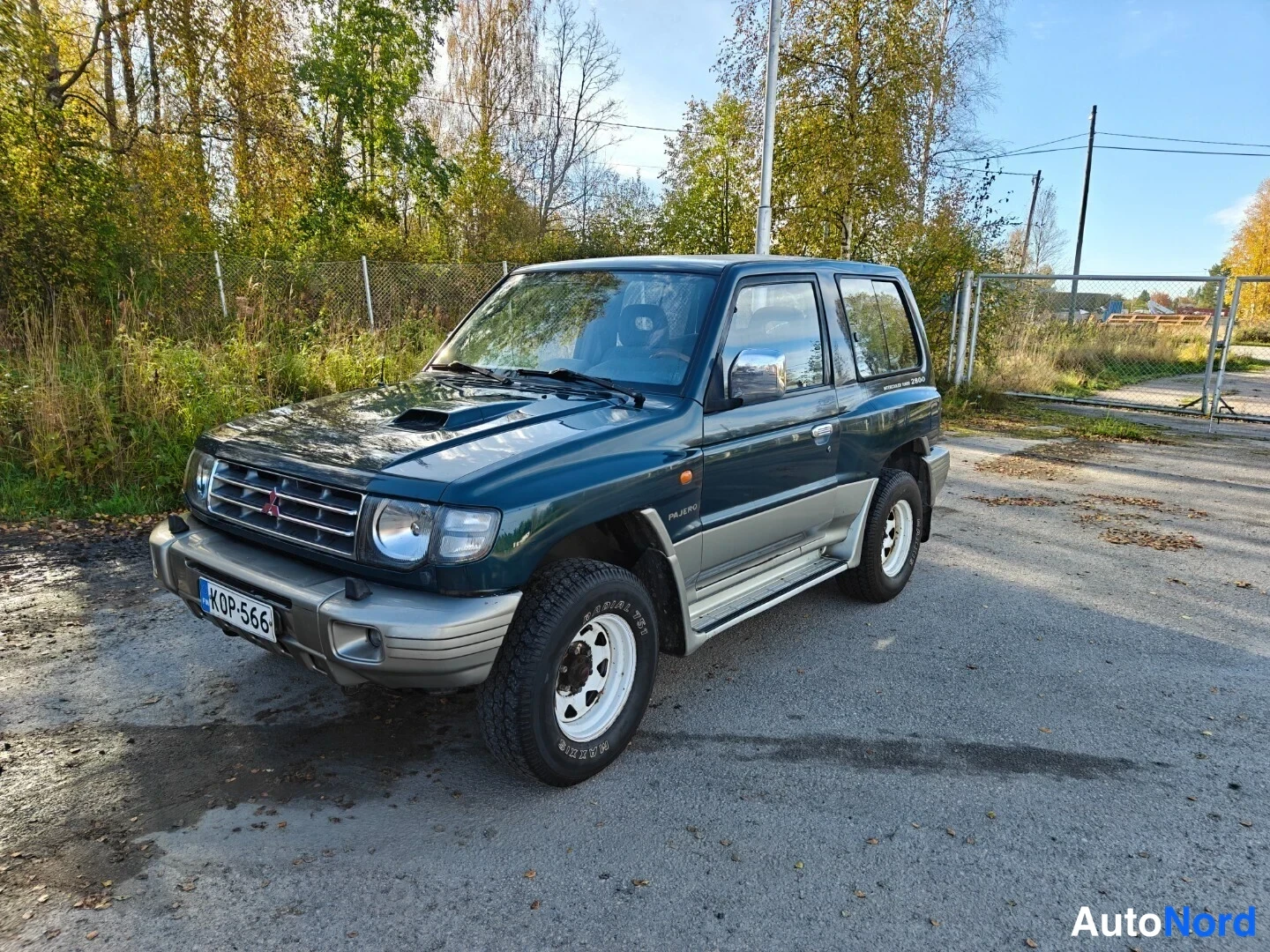 Mitsubishi Pajero 3 door, 2.8 TDIC SuperSelect Maastoauto SUV, 1997