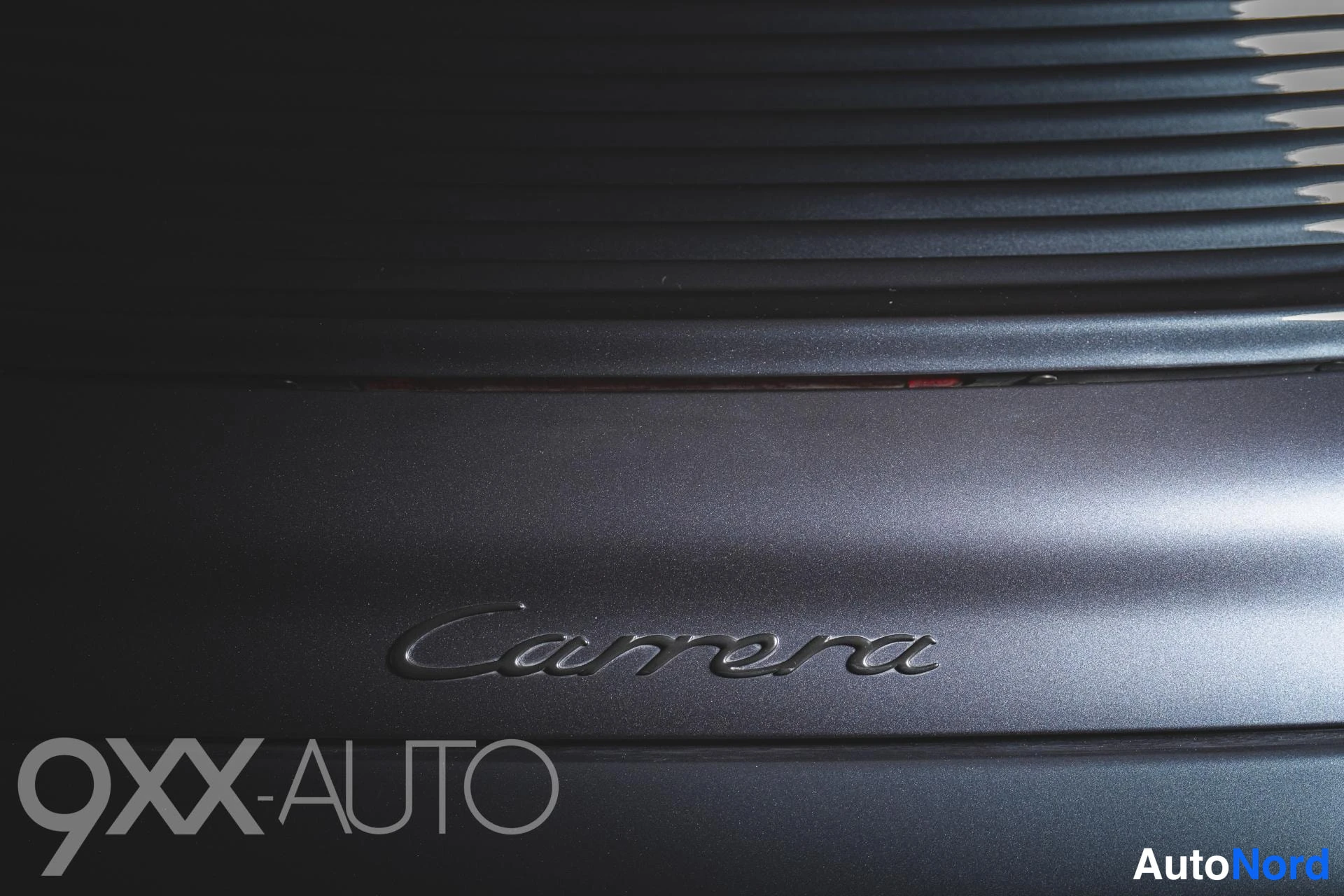 Musta Porsche 911 2003, ulkokuva 12