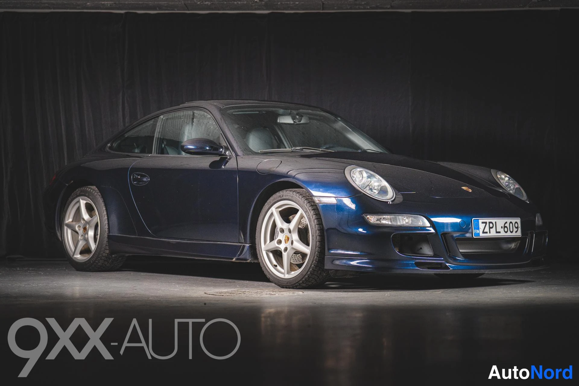 Sininen Porsche 911 2007, ulkokuva 1