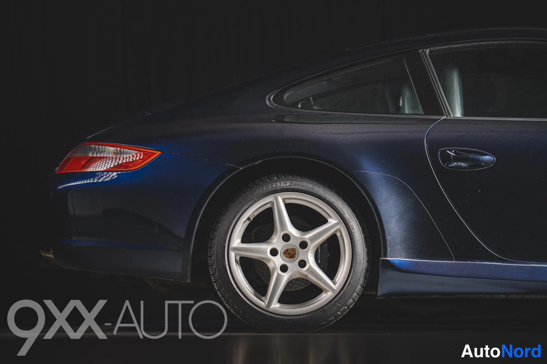Sininen Porsche 911 2007, ulkokuva 9
