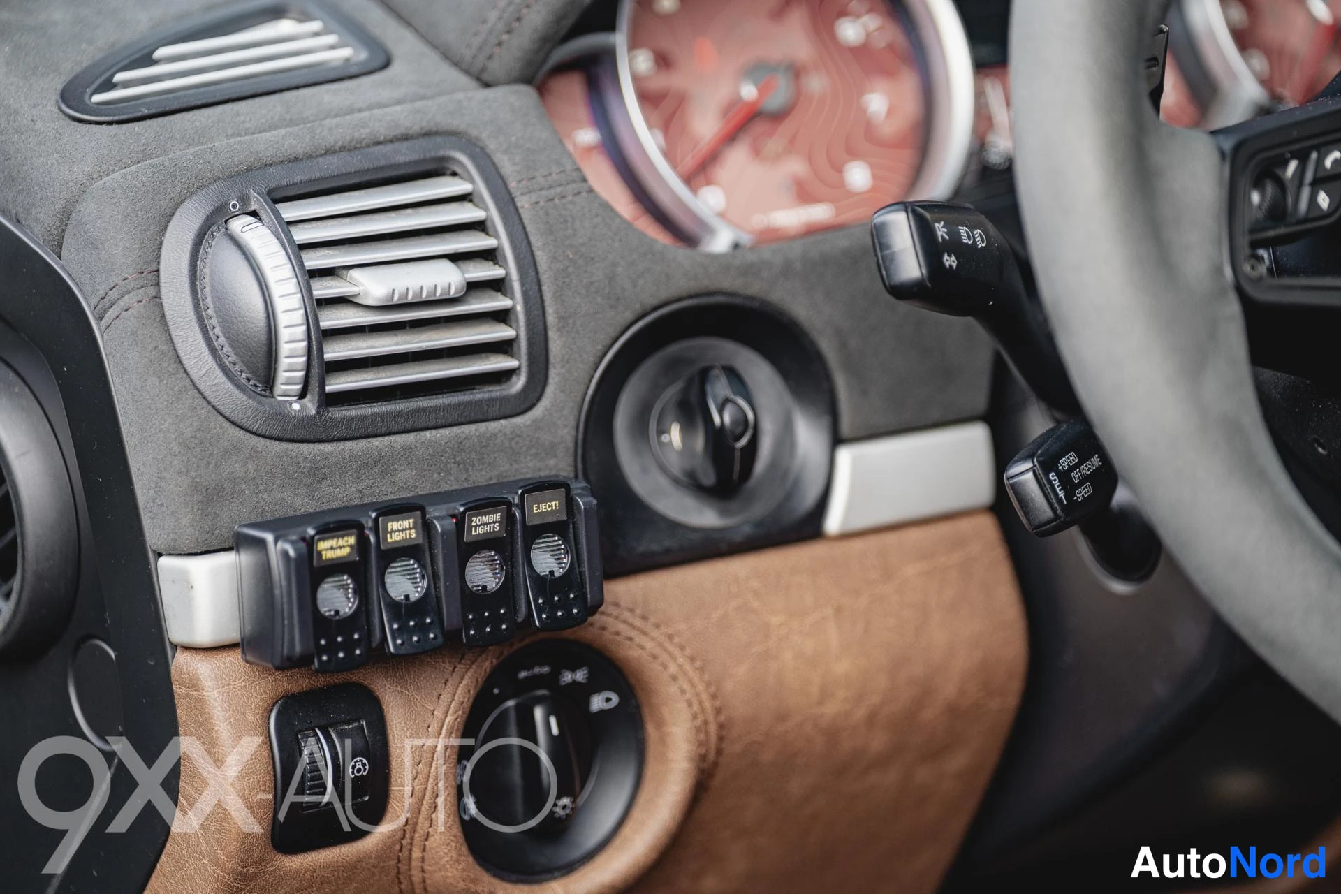 Vihreä Porsche Cayenne 2008, kuva 9