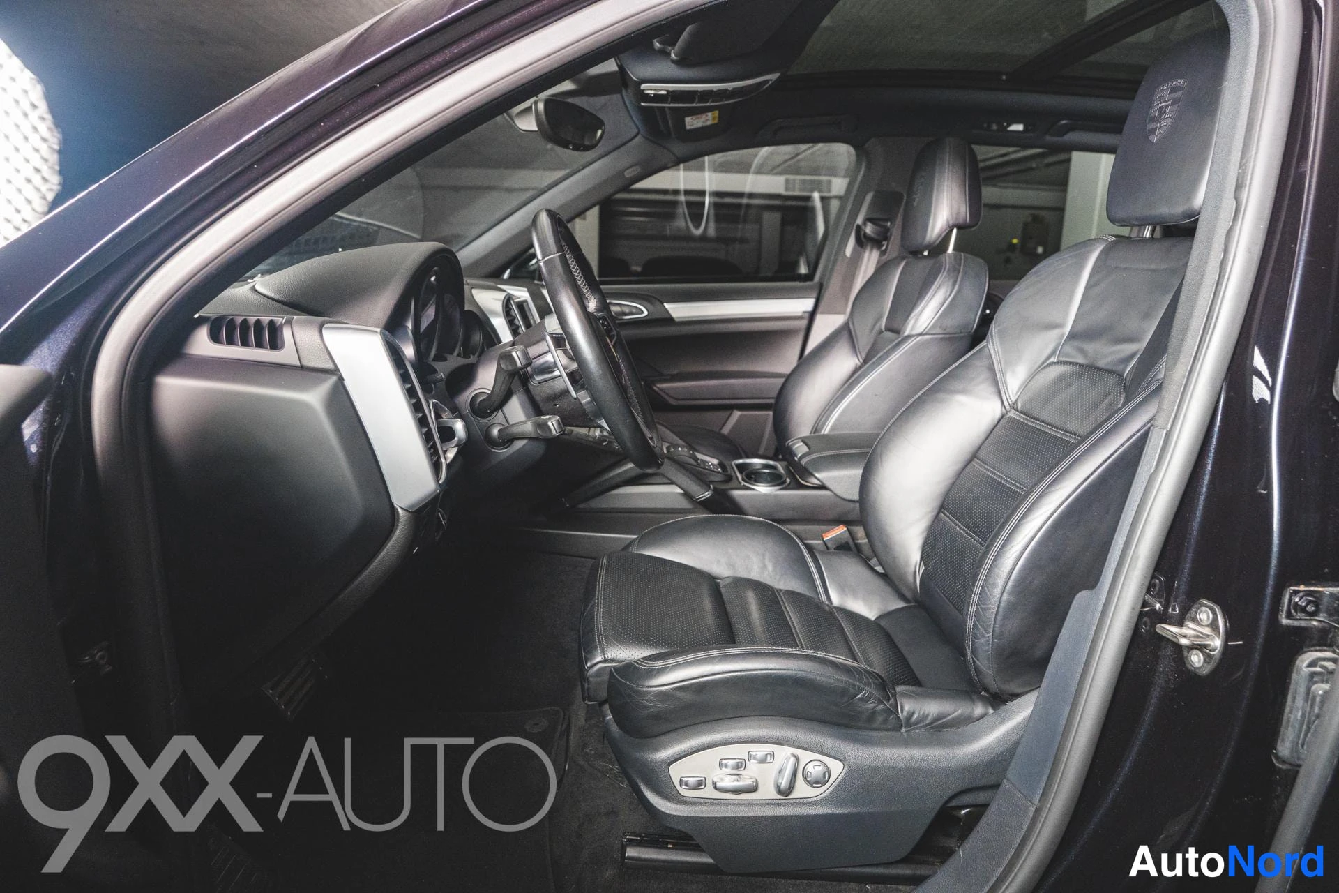 Musta Porsche Cayenne 2017, kuva 10