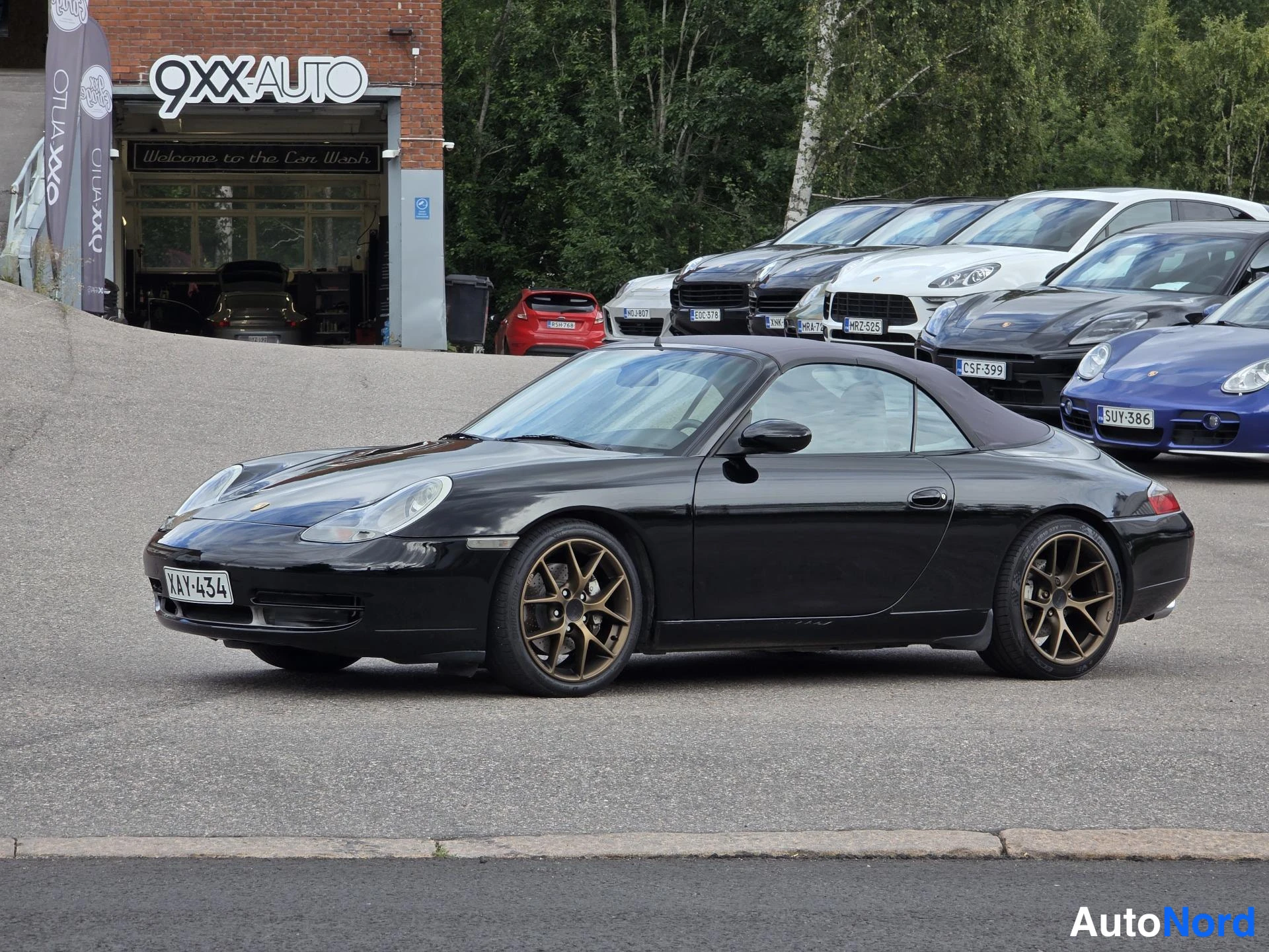 Porsche 911 Carrera Cabrio 4 Tiptronic 2000