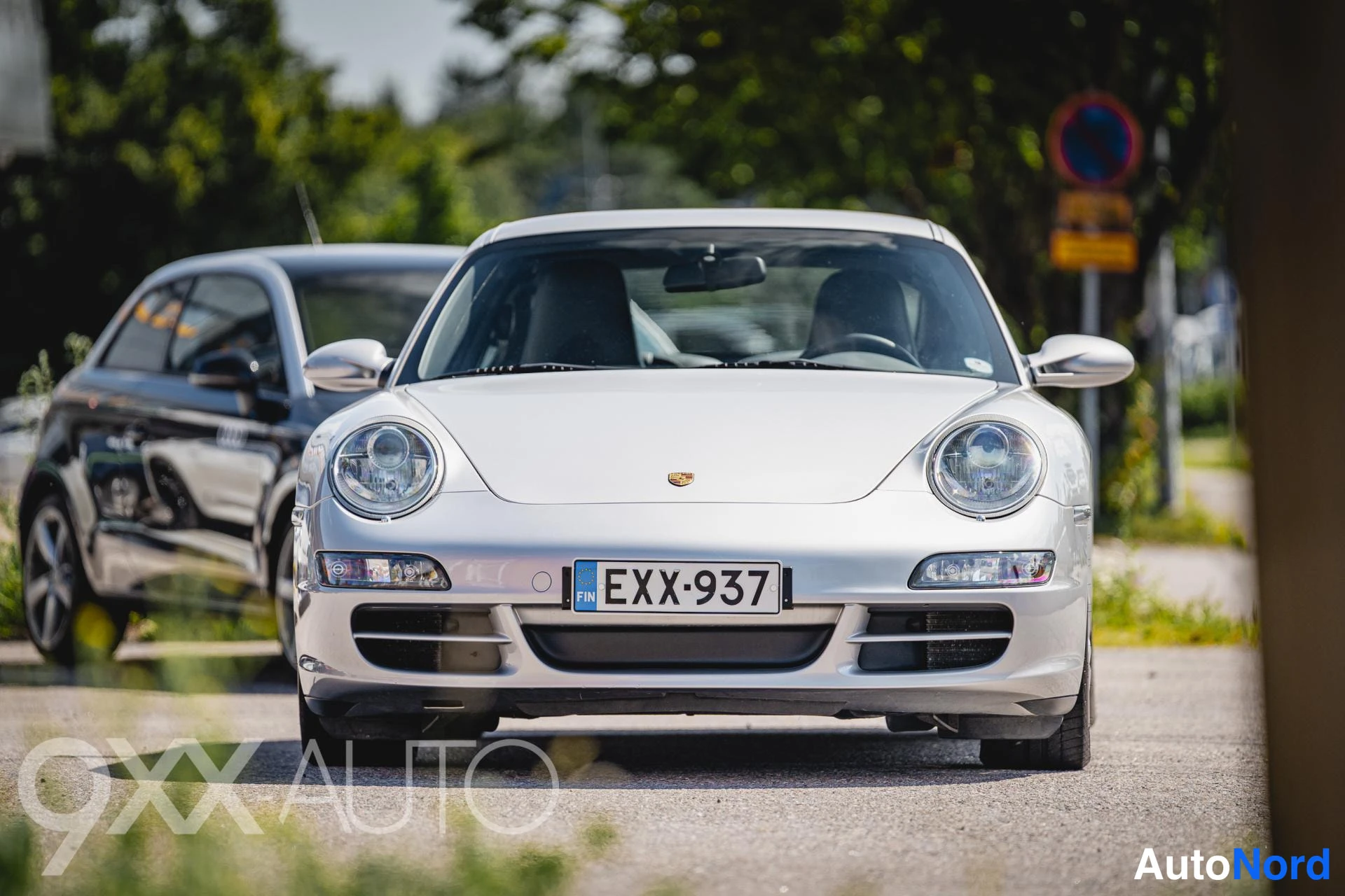 Harmaa Porsche 911 Carrera 2005, ulkokuva 5