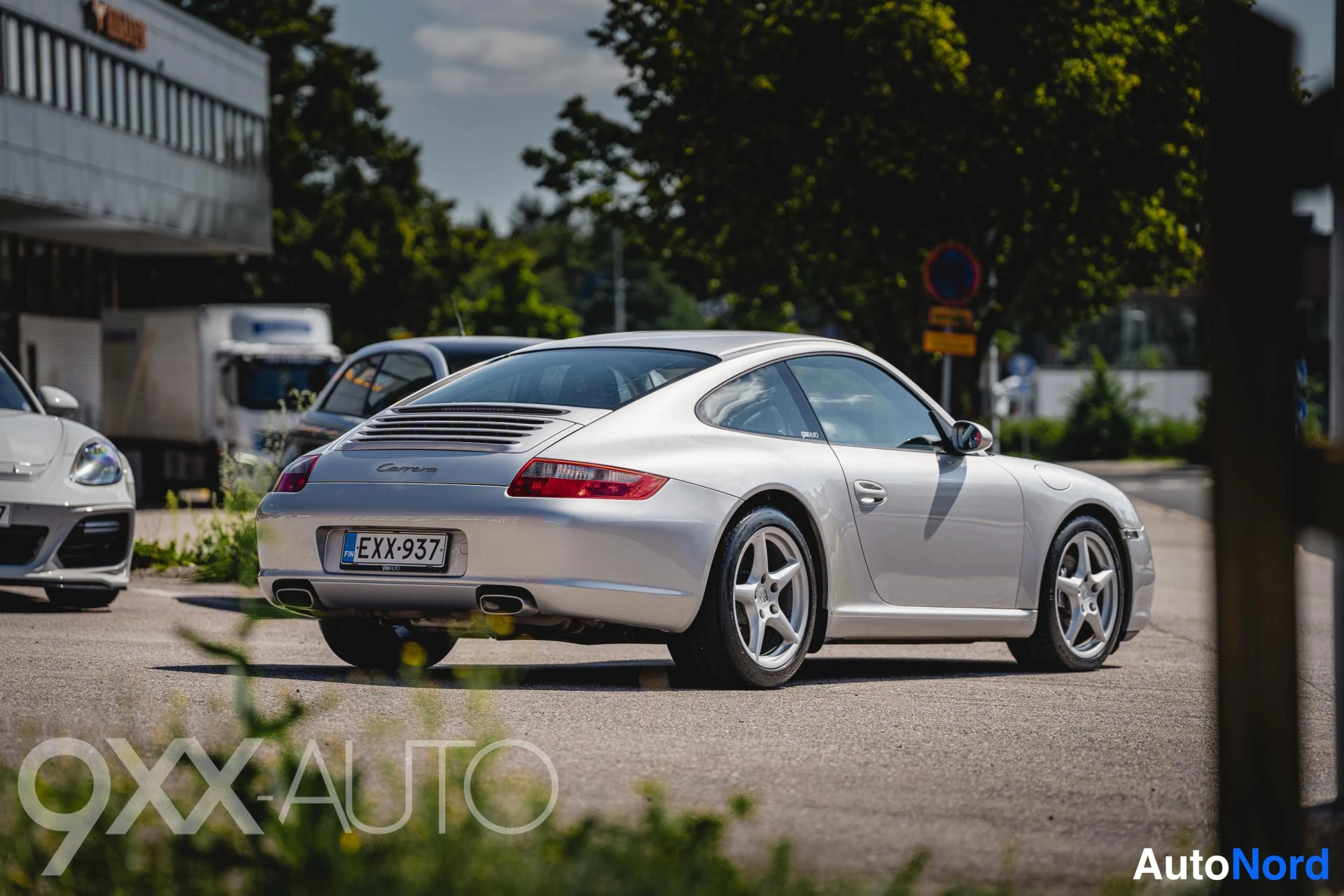 Harmaa Porsche 911 Carrera 2005, ulkokuva 7
