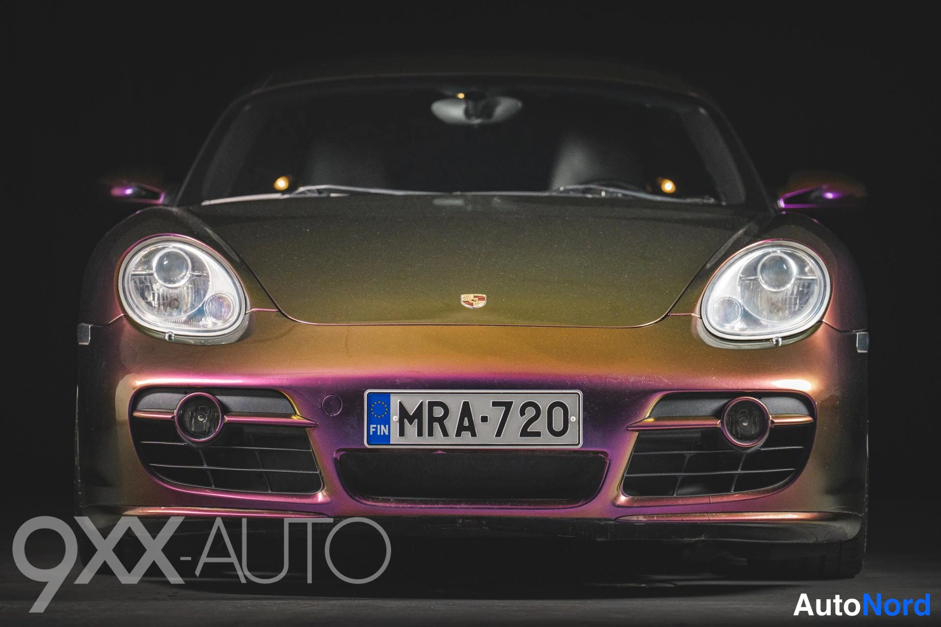 Musta Porsche Cayman 2006, ulkokuva 5