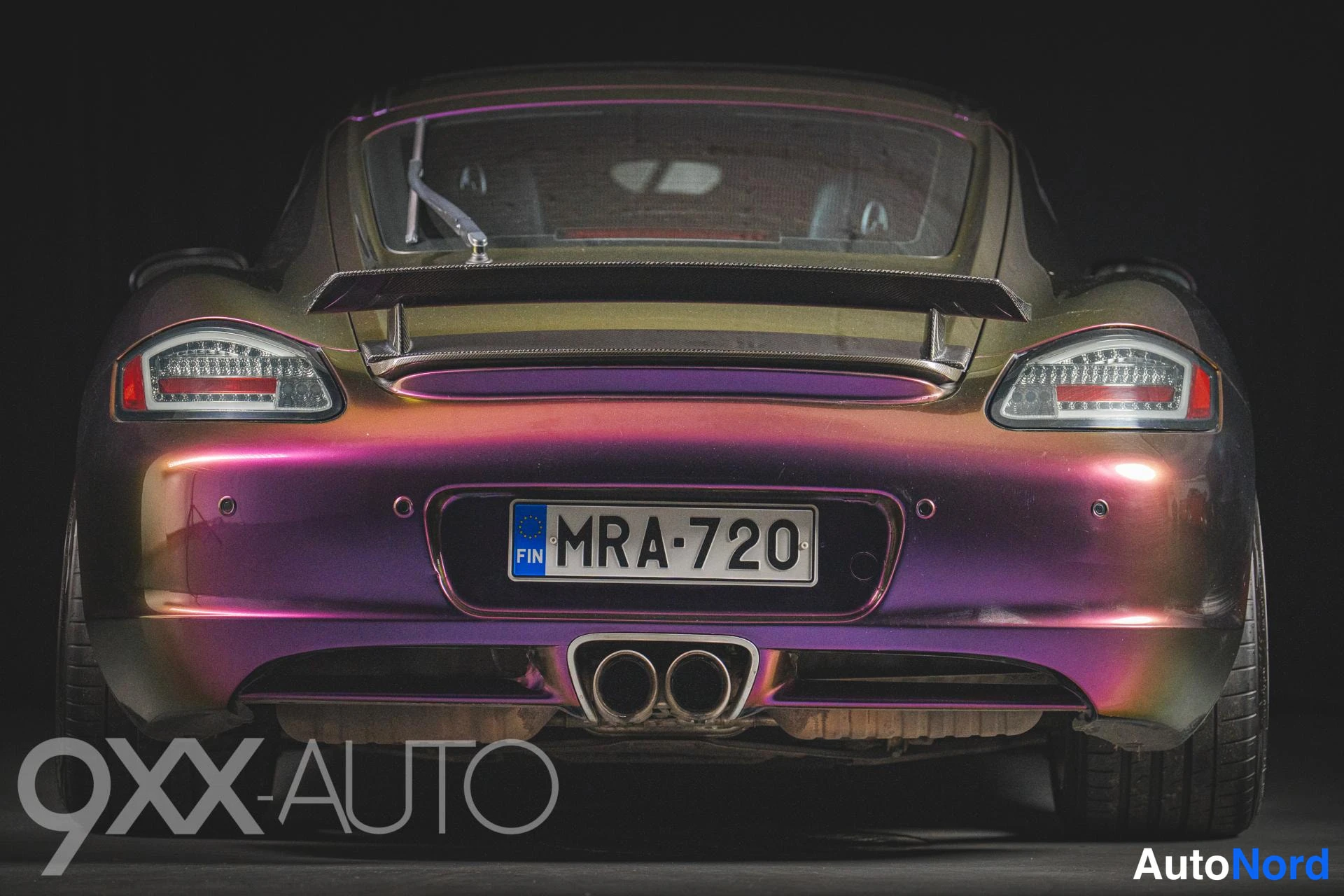 Musta Porsche Cayman 2006, ulkokuva 6