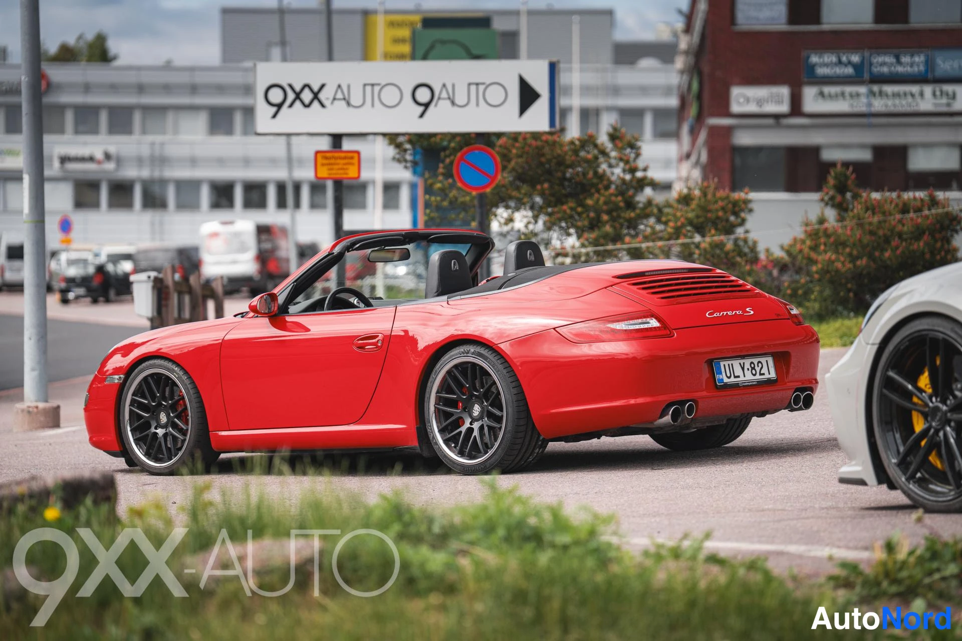 Punainen Porsche 911 2005, ulkokuva 5