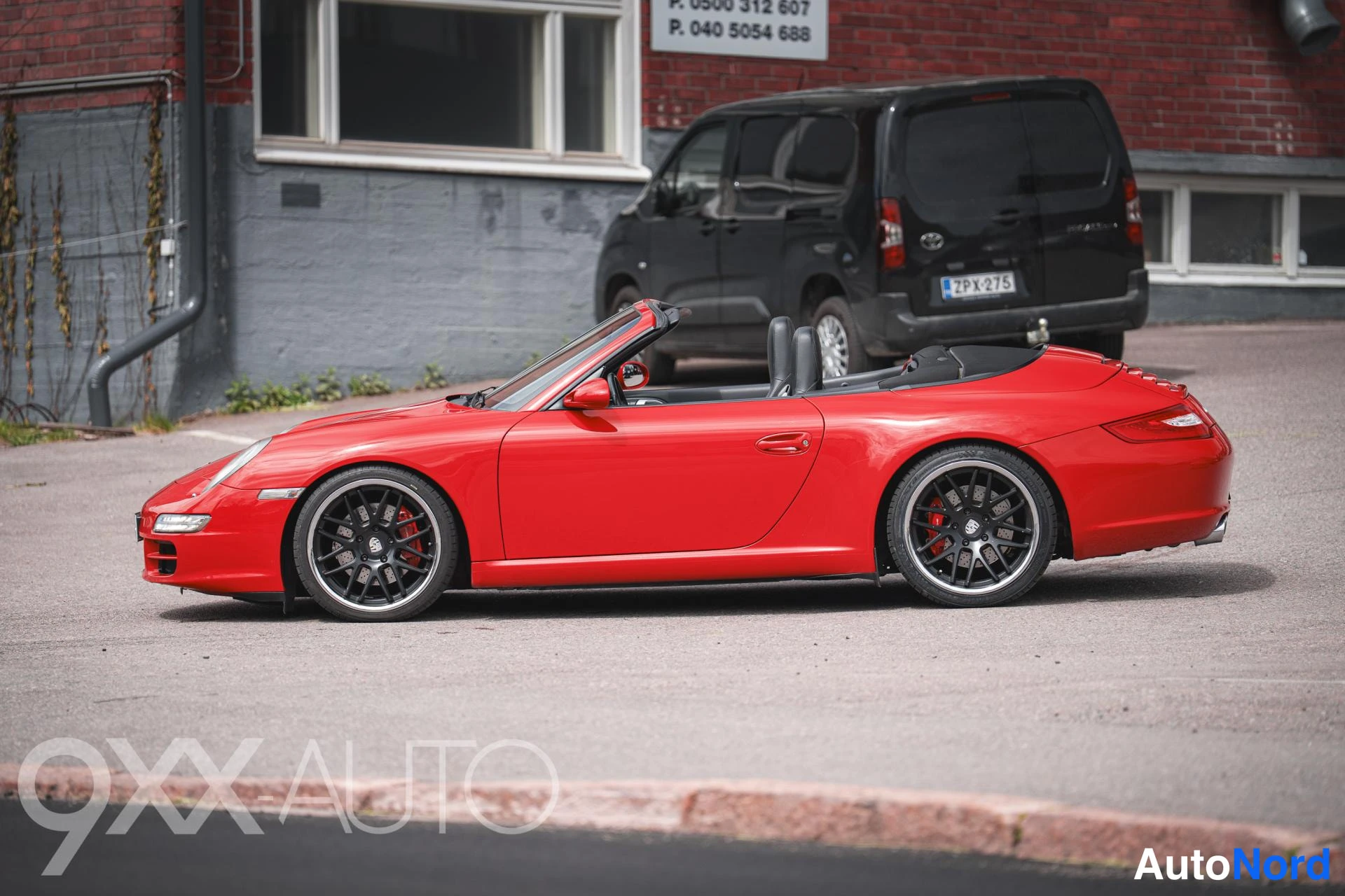 Punainen Porsche 911 2005, ulkokuva 6