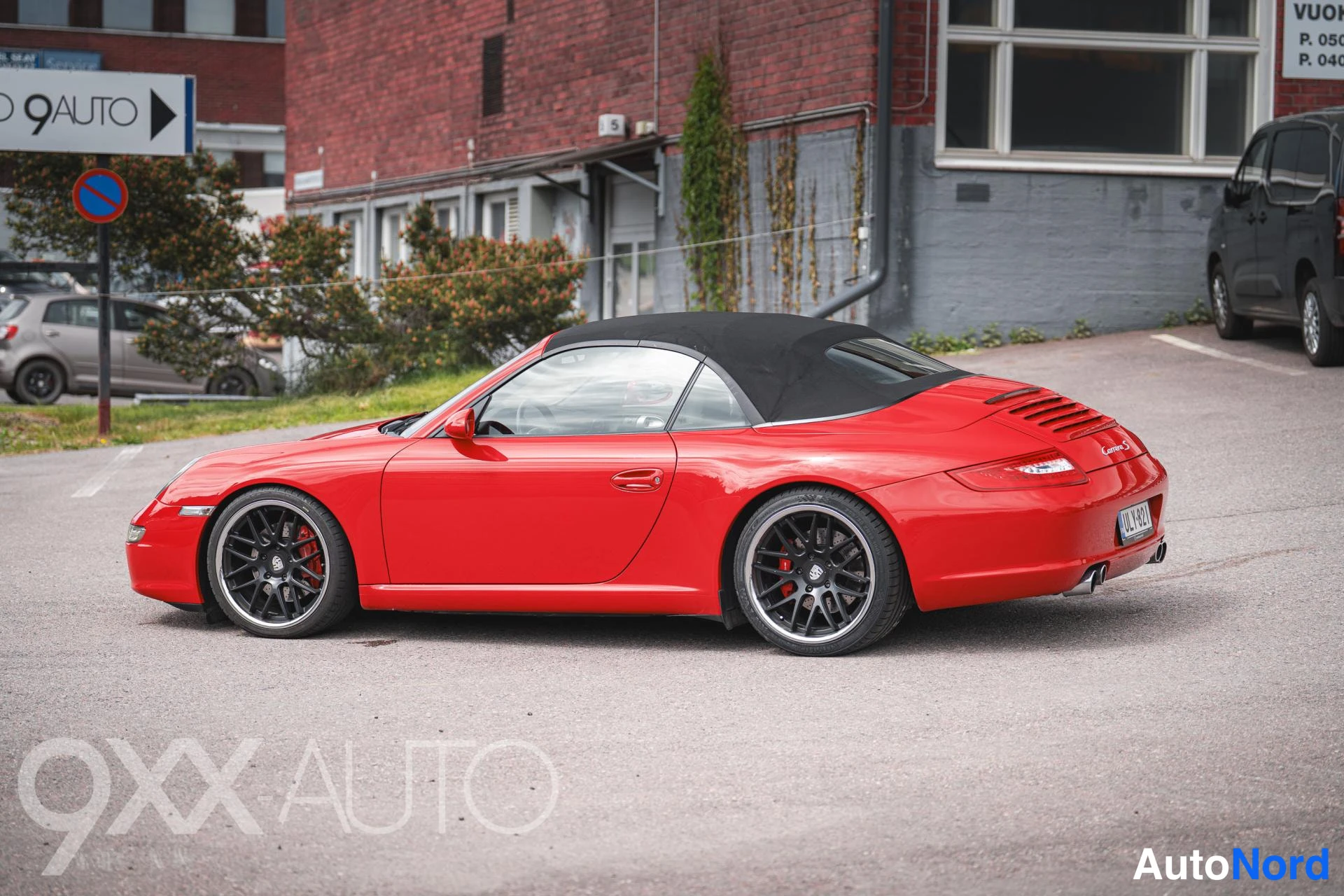 Punainen Porsche 911 2005, ulkokuva 9