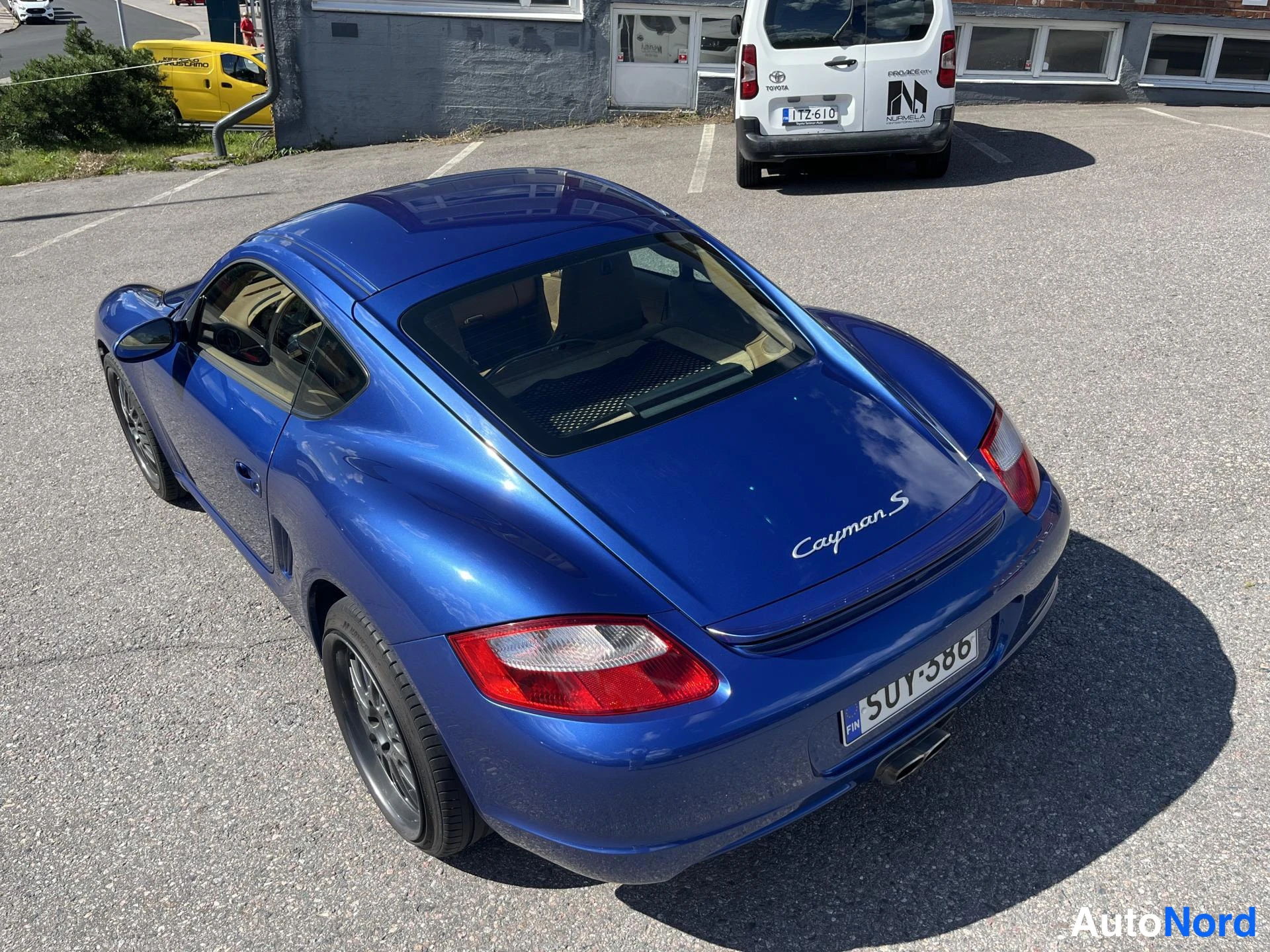 Sininen Porsche Cayman 2005, ulkokuva 7