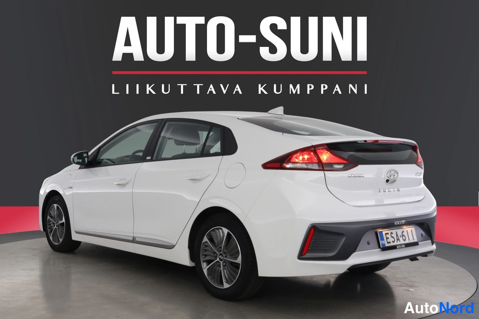 Valkoinen Hyundai IONIQ 2020, takaviisto, kuva 6