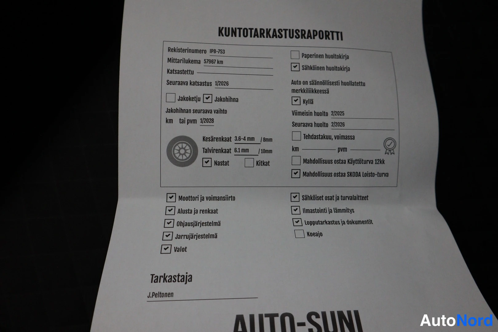Muu: Kuntotarkastusraportti rekisterinumerolla 1PB-753, mittarilukema 57967 km, seuraava katsastus 1/2026, kesärenkaat 3,6–4 mm ja talvirenkaat 8,1 mm; useimmat kohd