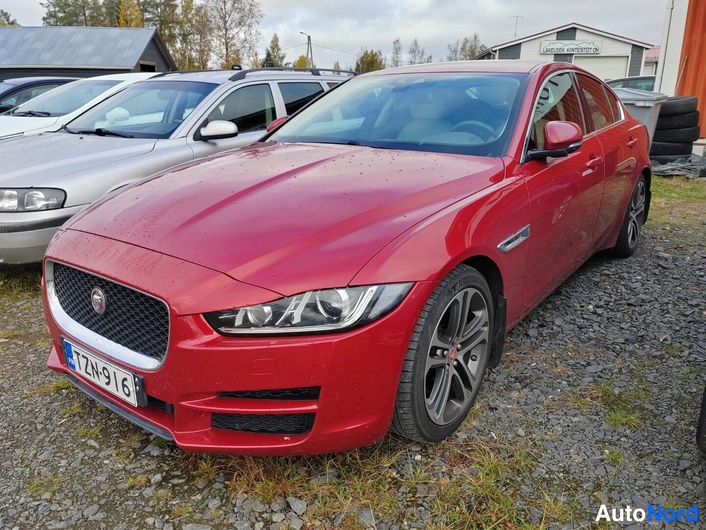 Jaguar XE 2016